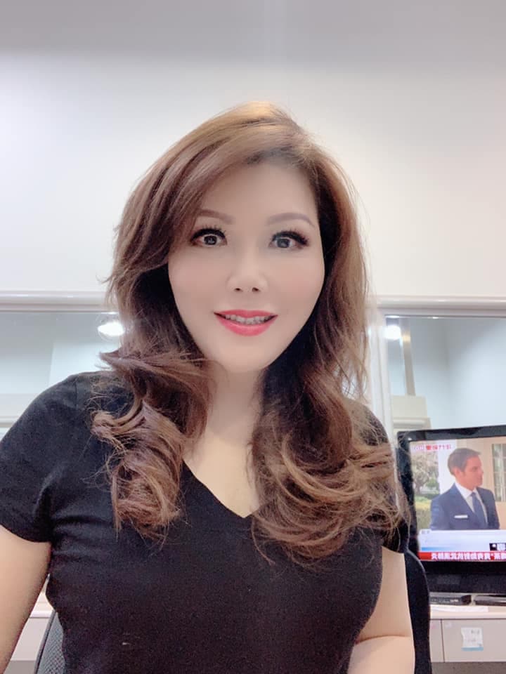 張雅琴靠著麻辣的評論受到矚目。(翻攝自張雅琴臉書)