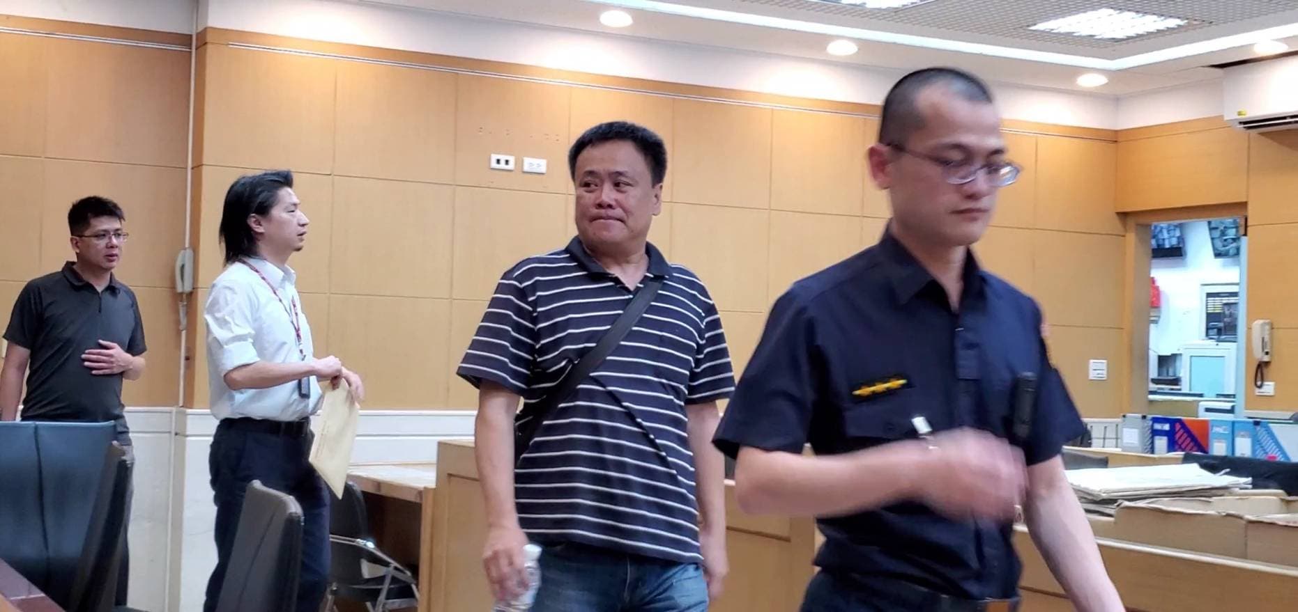 林雍達則因仍有事證尚待釐清，諭令10萬元交保候傳。