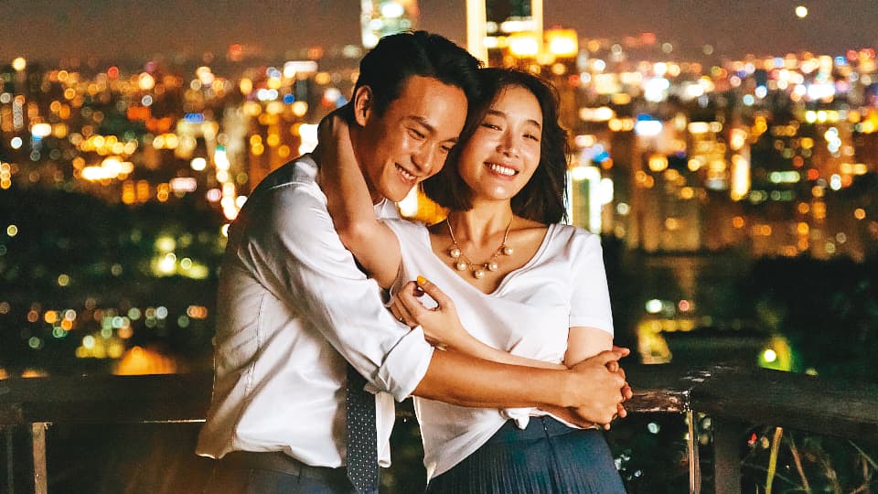 蔡淑臻(右)在《噬罪者》深刻詮釋女人嫁給錢卻放不掉愛的不甘心,和曹晏豪(左)有精彩對手戲。(公視提供)