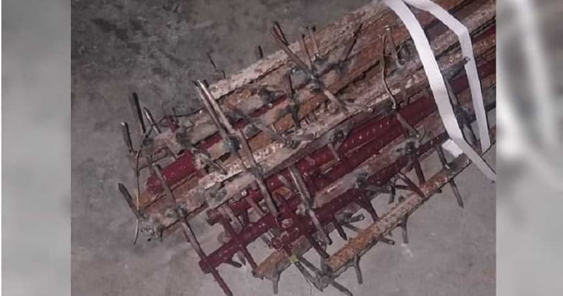 中印衝突後,中國軍隊遭爆使用大量鐵釘製成的狼牙棒攻擊印度軍人。(翻攝自推特@ajaishukla)