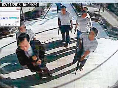 靳竹生在大寮監獄服刑時,參與監獄暴動案。(翻攝畫面)