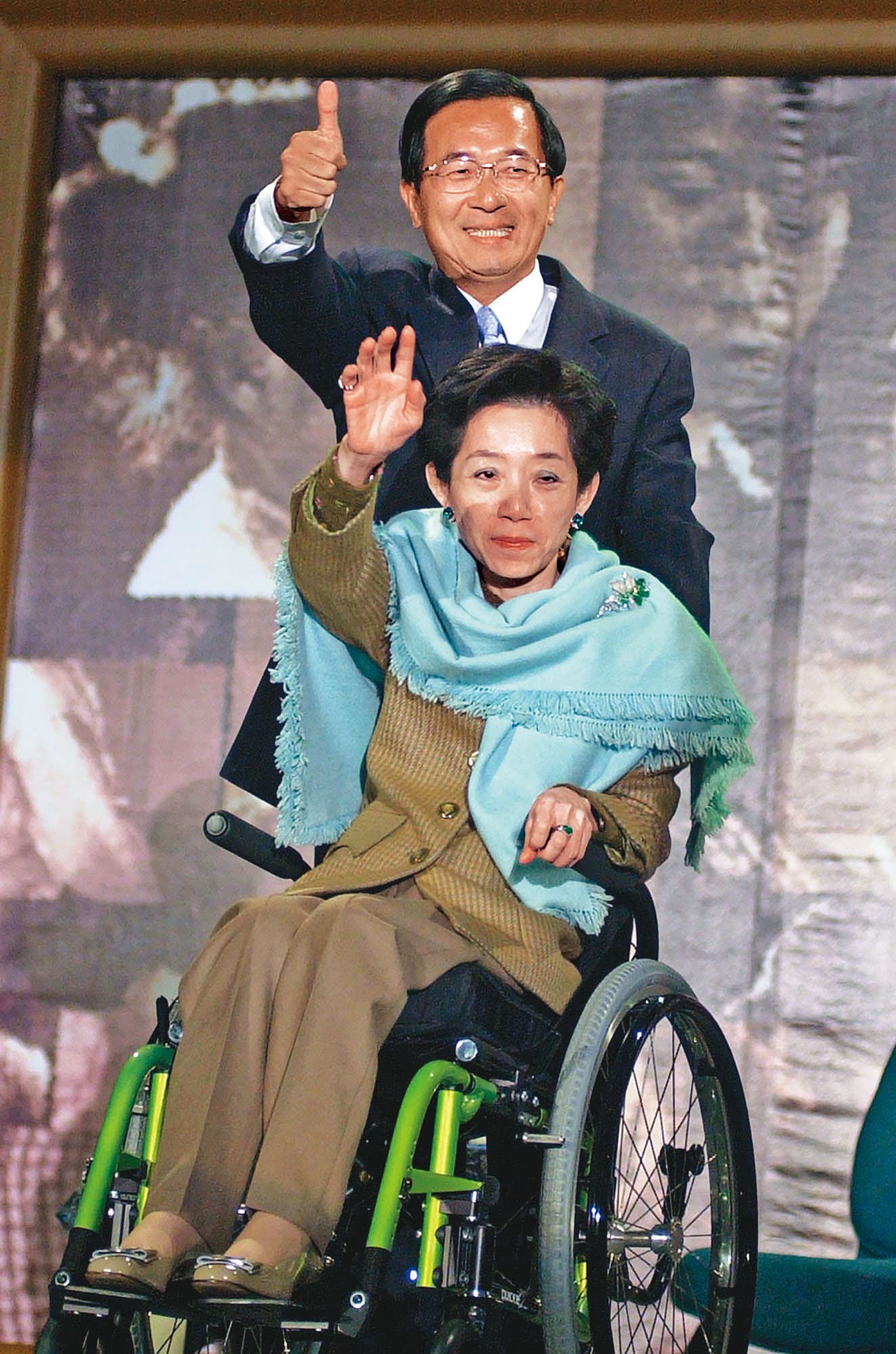 前總統陳水扁及夫人吳淑珍,皆因國務機要費案遭法院判刑。(達志影像)