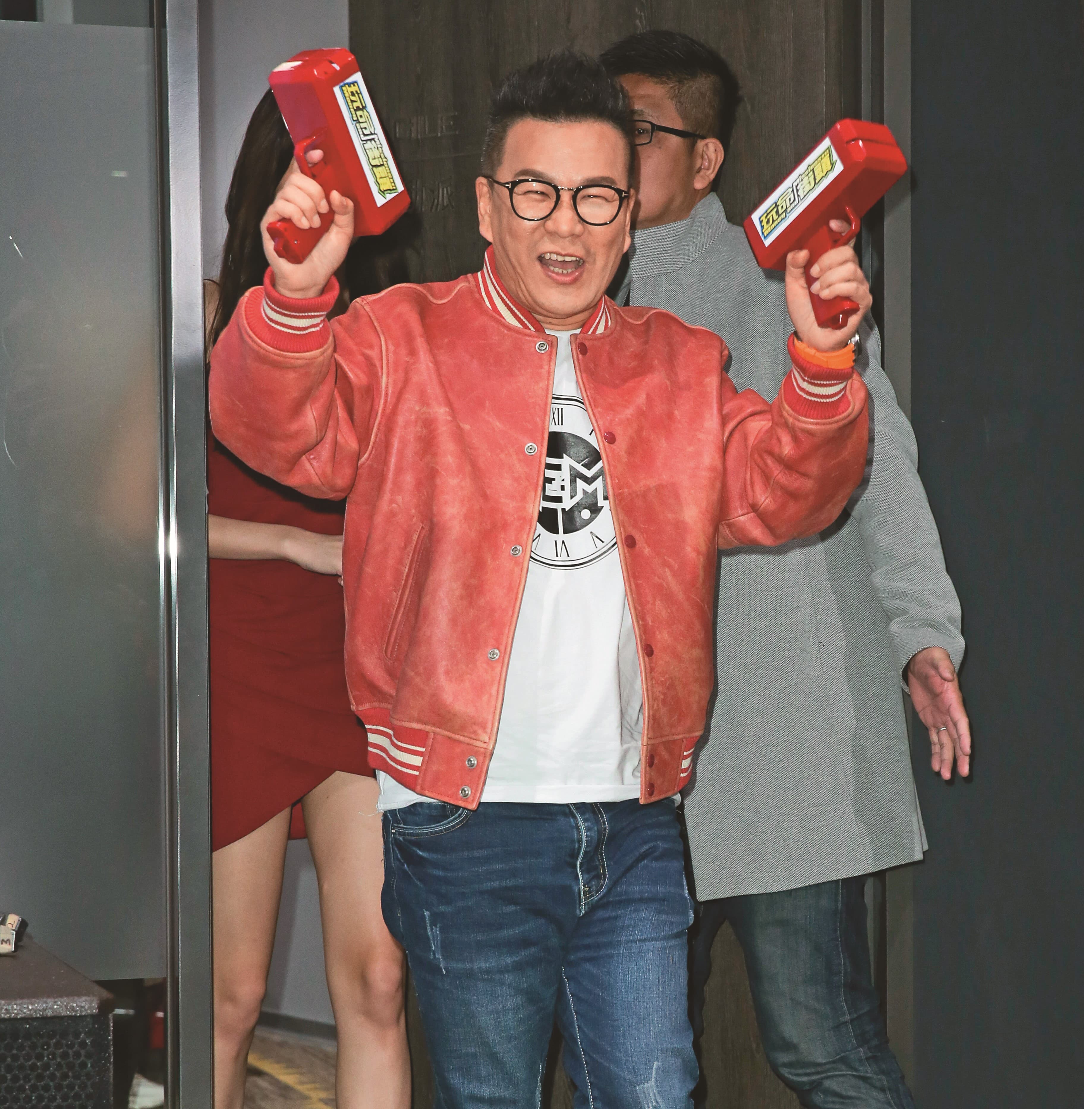 沈玉琳闖蕩台灣綜藝界多年,有了「荒謬大師」的響亮封號。