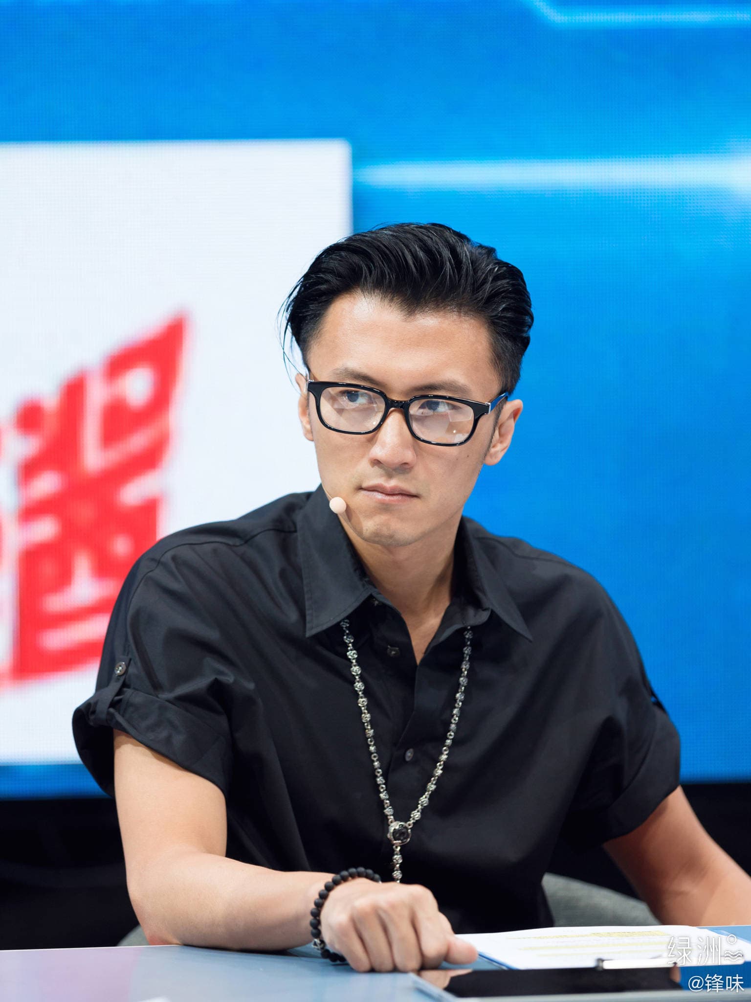謝霆鋒與張栢芝離婚後,每月付38萬給妻兒生活費。(翻攝謝霆鋒微博)