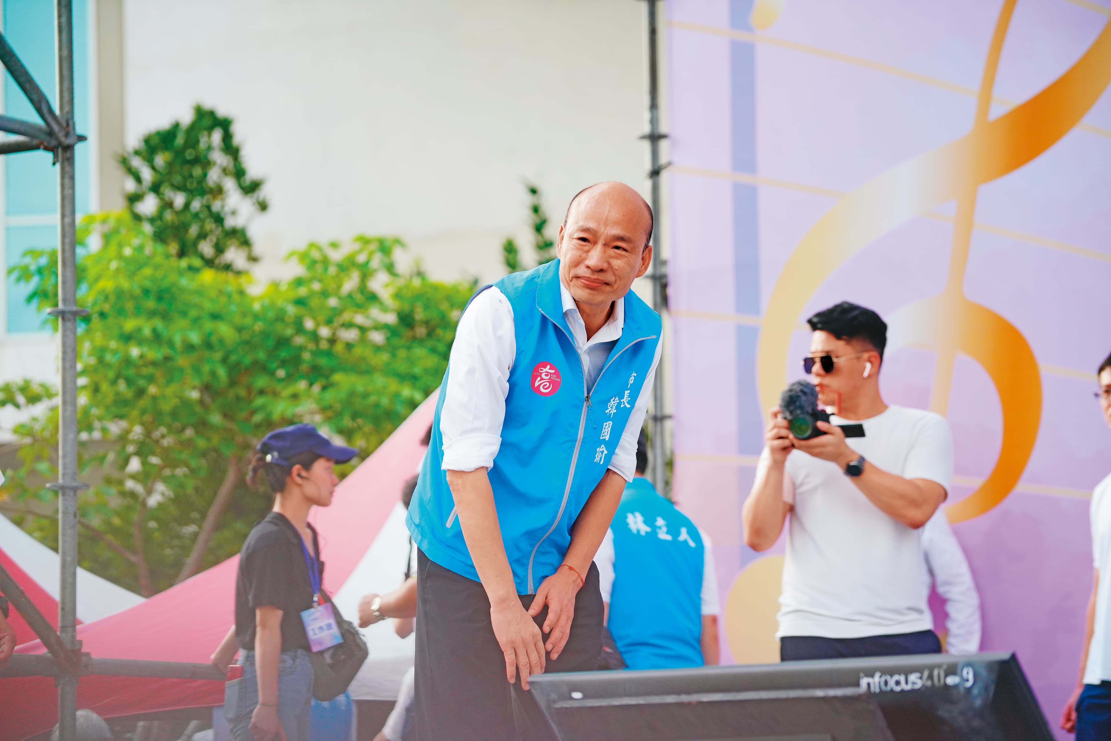 告別高雄市政府前夕,韓國瑜在鳳山舉辦最後一日造勢,上萬人到場力挺。