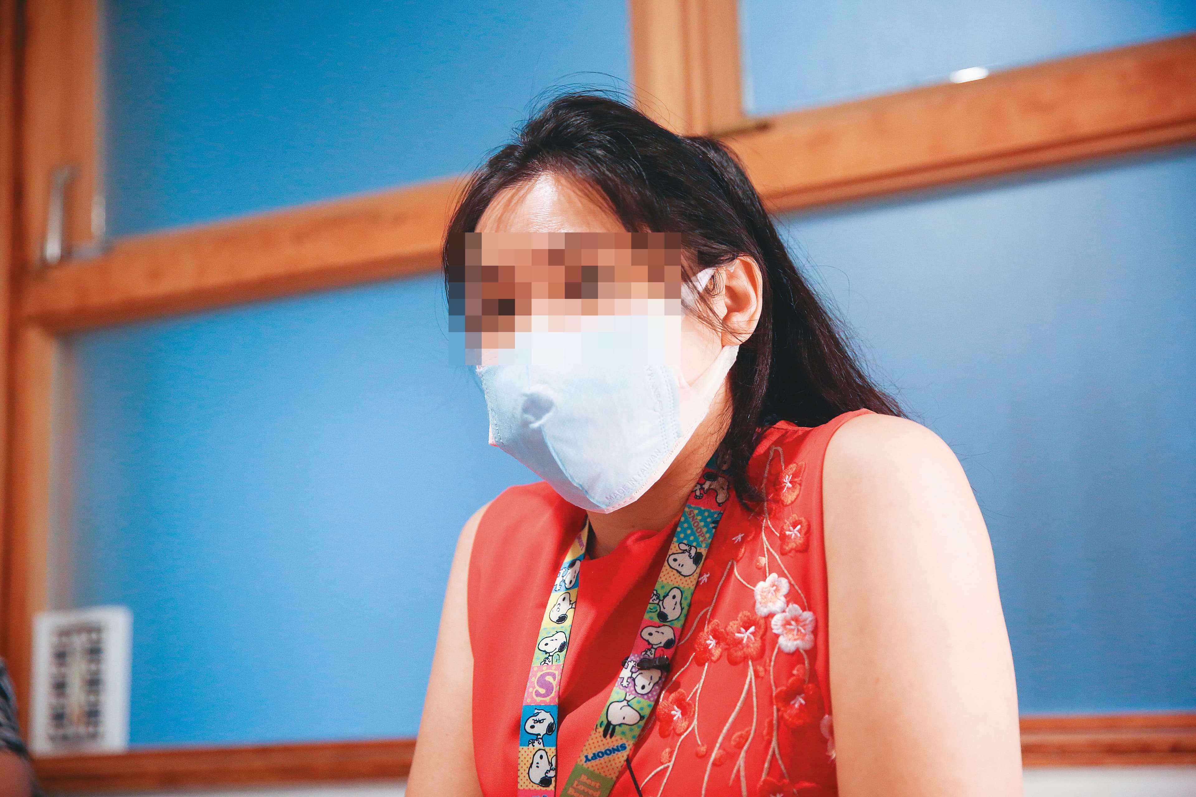 前菲國駐台機構專員林小姐(圖)爆料,該機構濫用外交特權。