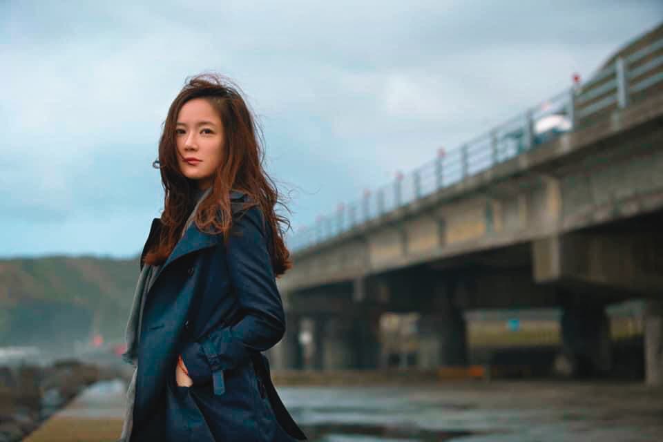 尹馨因施立作品《回家的女人》獲電視金鐘獎迷你劇集/電視電影女主角獎。(施立提供)