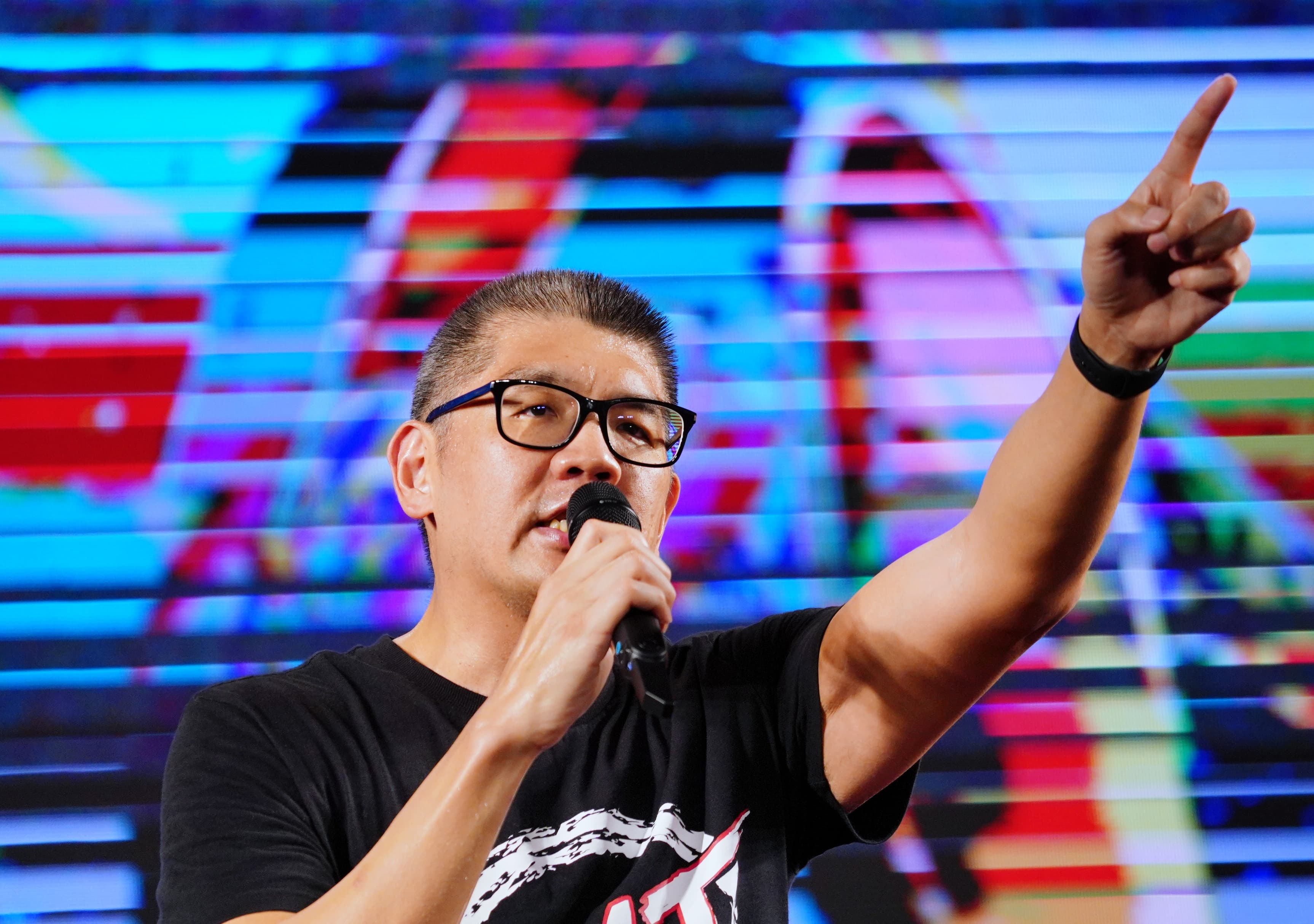 連勝文談及日前遇到韓國瑜,聽韓說起在高雄執政時如何鋪平馬路和清除下水道的淤積,質疑民進黨這些年錢用在哪裡?