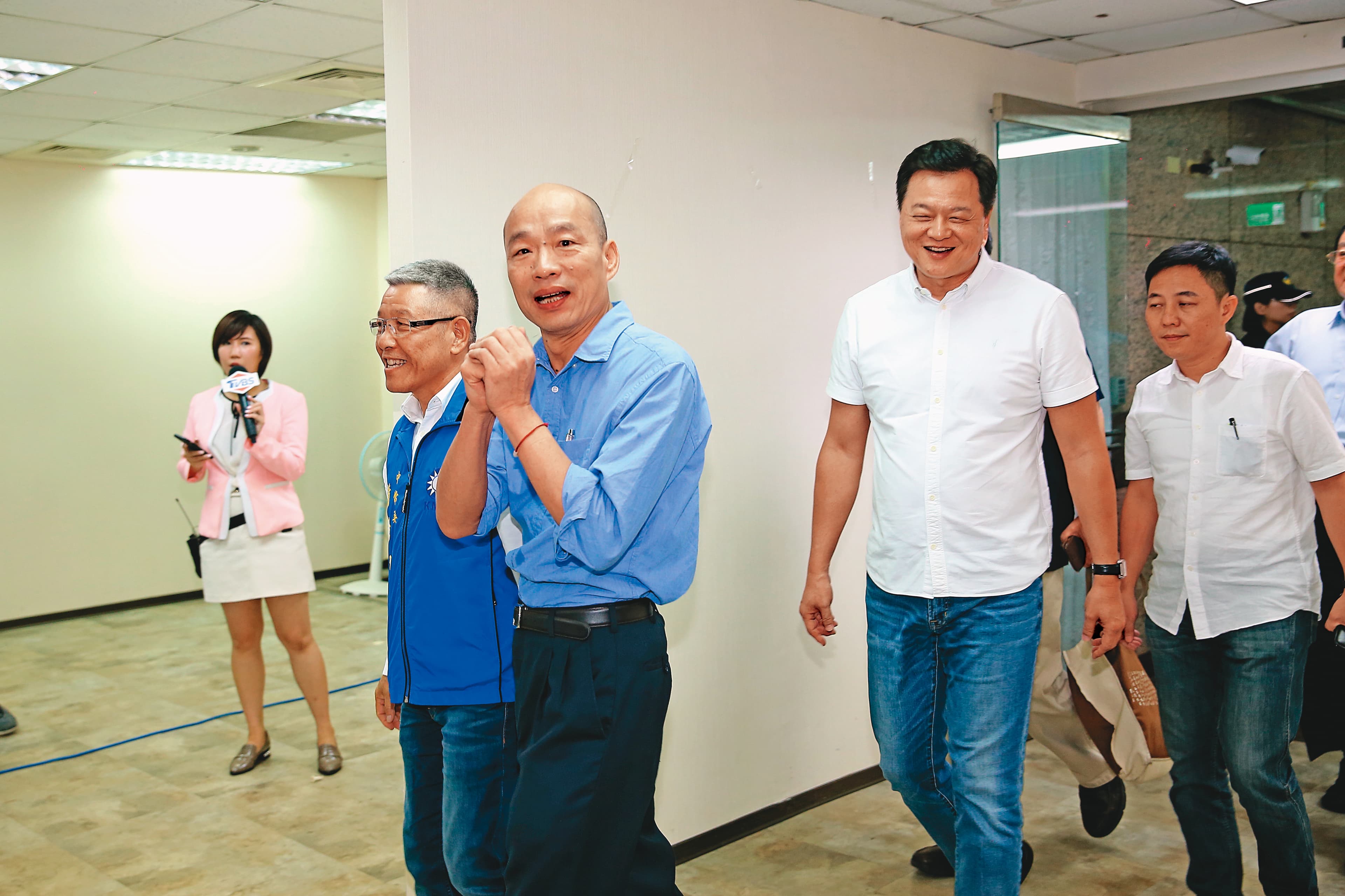 罷韓過後,韓國瑜下一步動向未明,反倒給了挺韓大將周錫瑋運作空間,近日積極爭取韓粉支持。