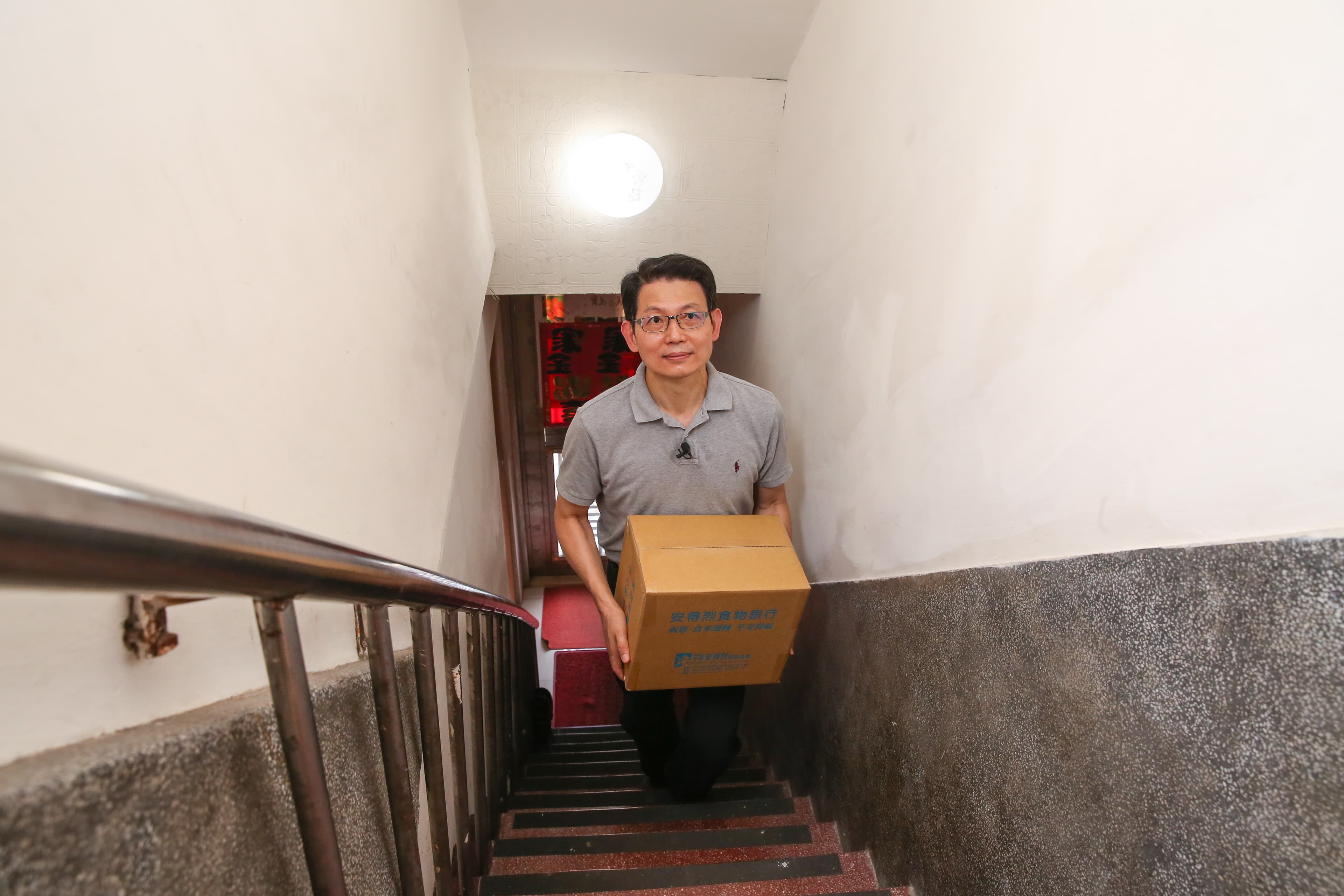 羅紹和加入安得烈的團隊後,他一改傳統食物銀行的作法,推出4款客製化食物箱。