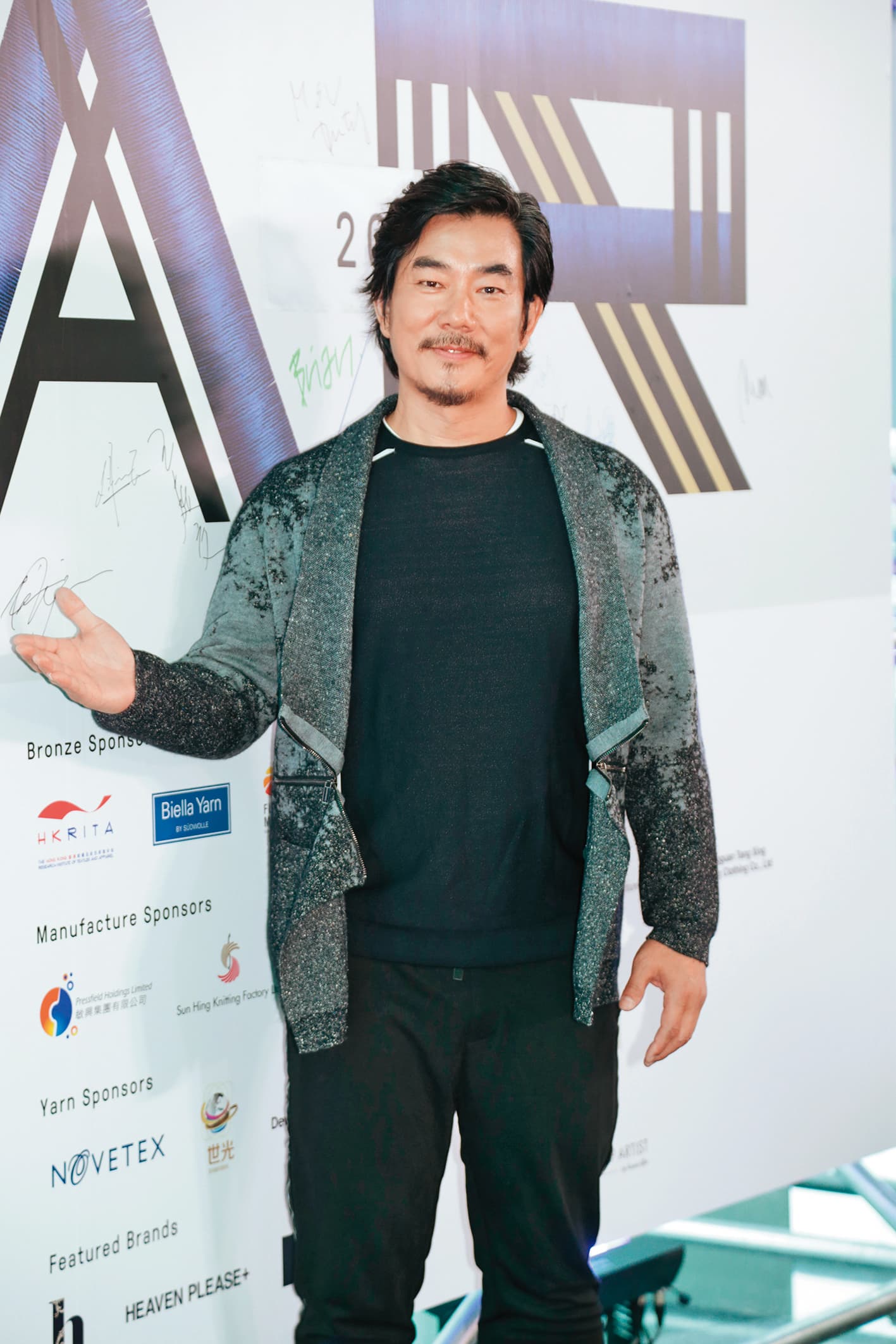 在為戲發胖時期,任賢齊少有公開活動,但一亮相就狂被網民酸油膩、過氣。(東方IC)
