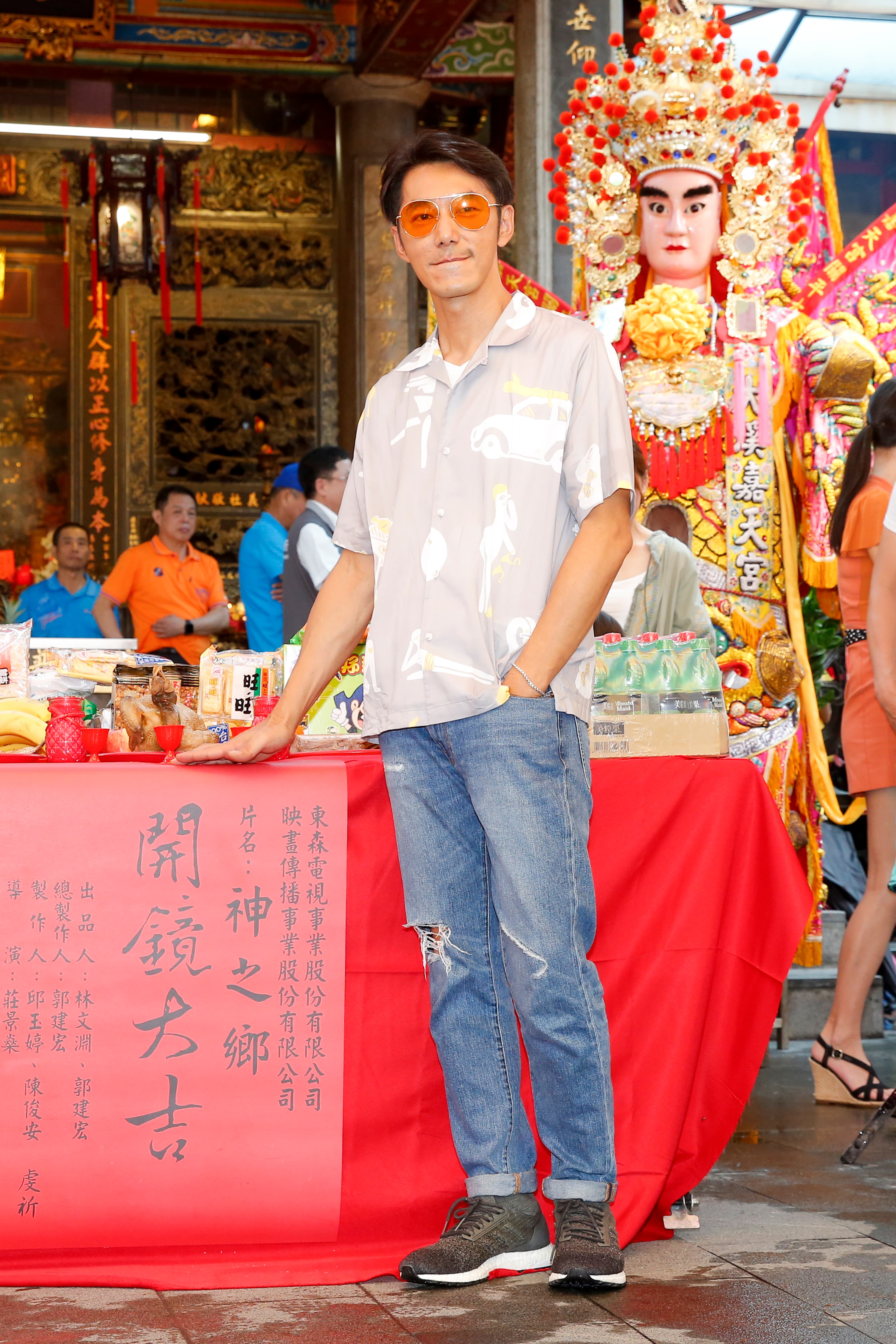 李李仁飾演虎膽堂堂主黃世介。