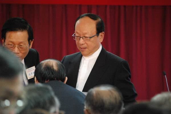當年蔣(章)孝嚴與紅粉知己王女簽下「離婚承諾書」的外遇誹聞,鬧得滿城風雨。(翻攝中國國民黨 KMT臉書)