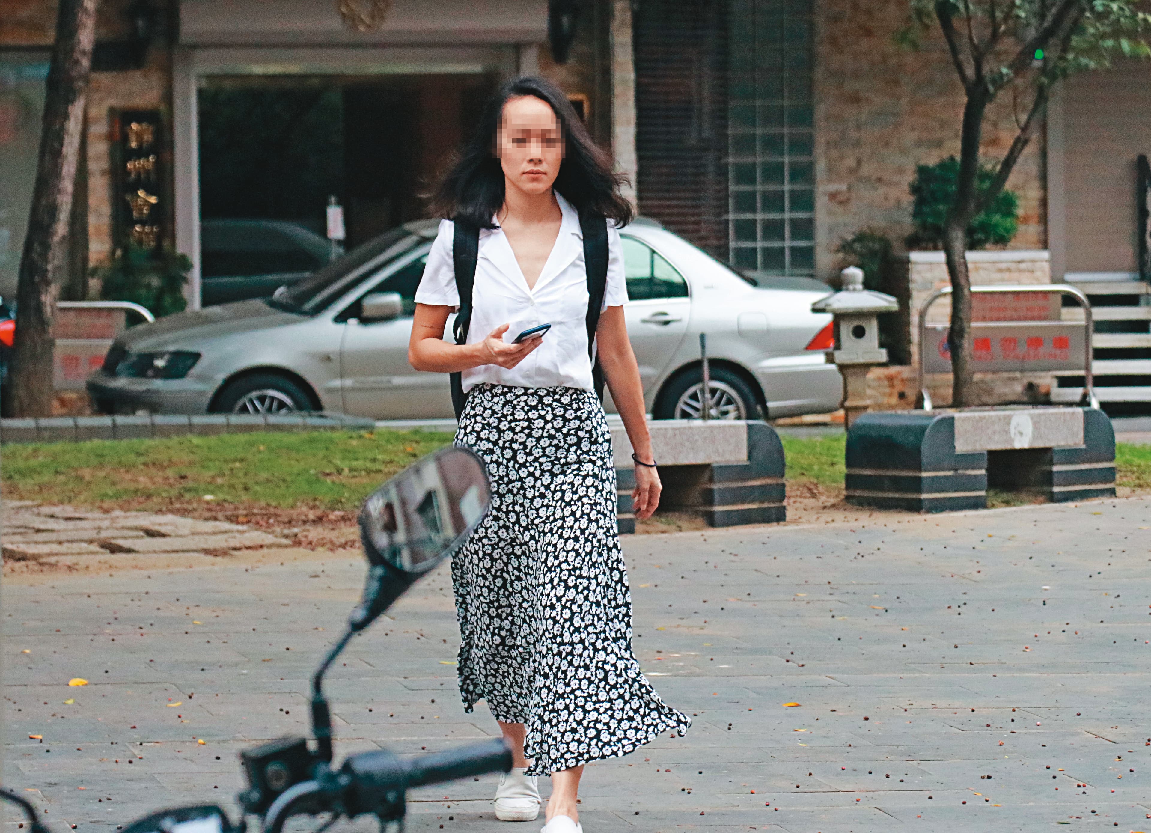 8月10日09:32,王姓小農女(圖)是朋友口中的氣質正妹,與吳怡農差了11歲,去年9月起加入吳競選團隊協助他打選戰。