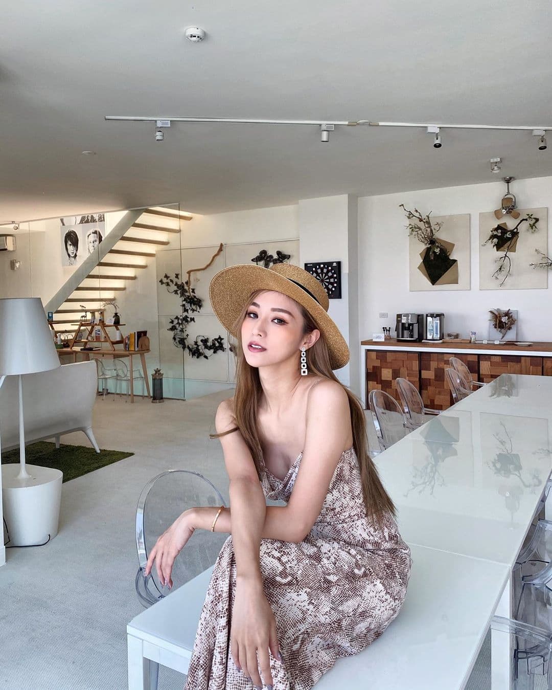 林佩佩時常在IG上po出美照。(翻攝自林佩佩IG)