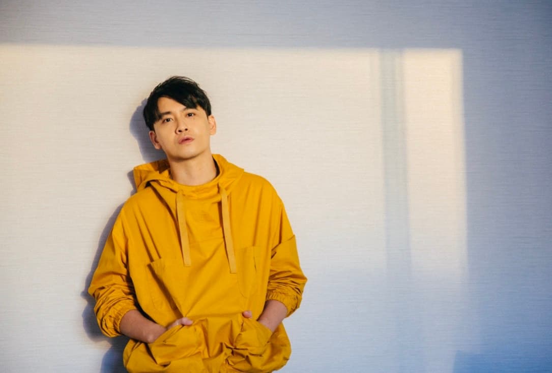 受疫情影響,樂團活動邀約減少,脩趁空發行首張個人單曲圓夢。