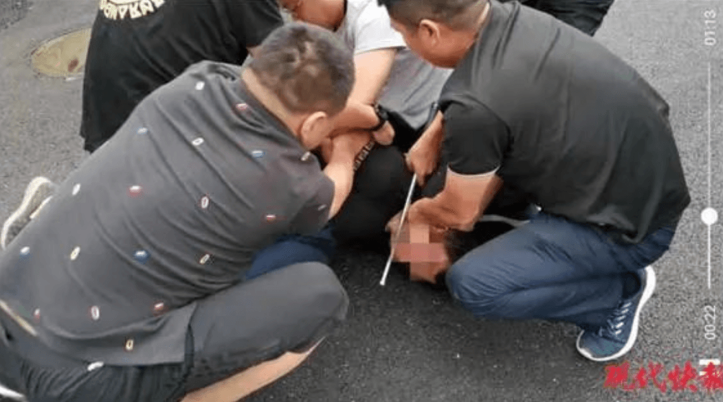泰州警方日前將凶嫌徐男逮捕到案,之後徐男坦承犯行。(翻攝自新浪江蘇微博)