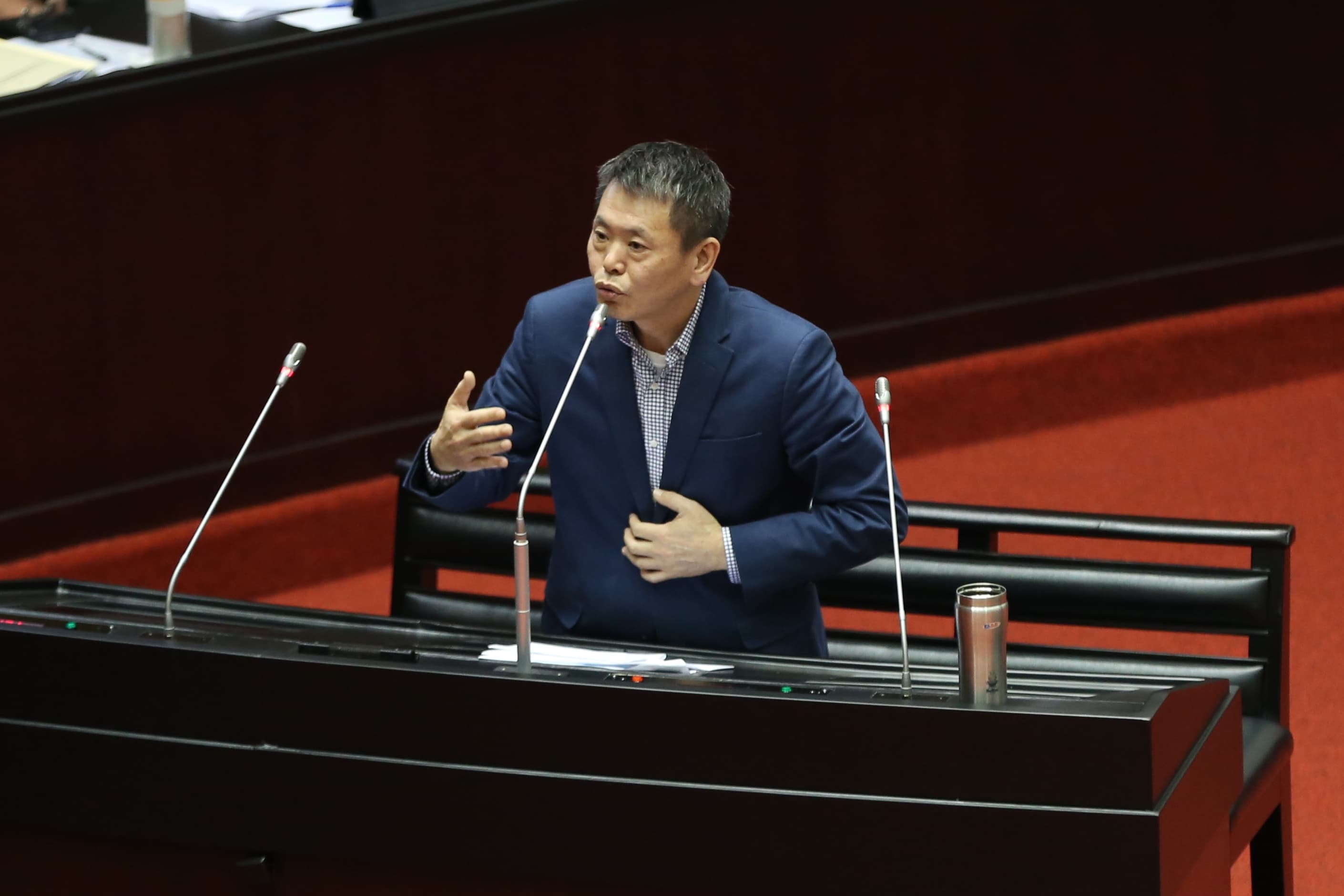 林為洲似有感而發,直言「是該告別韓流了」卻慘遭韓粉出征。