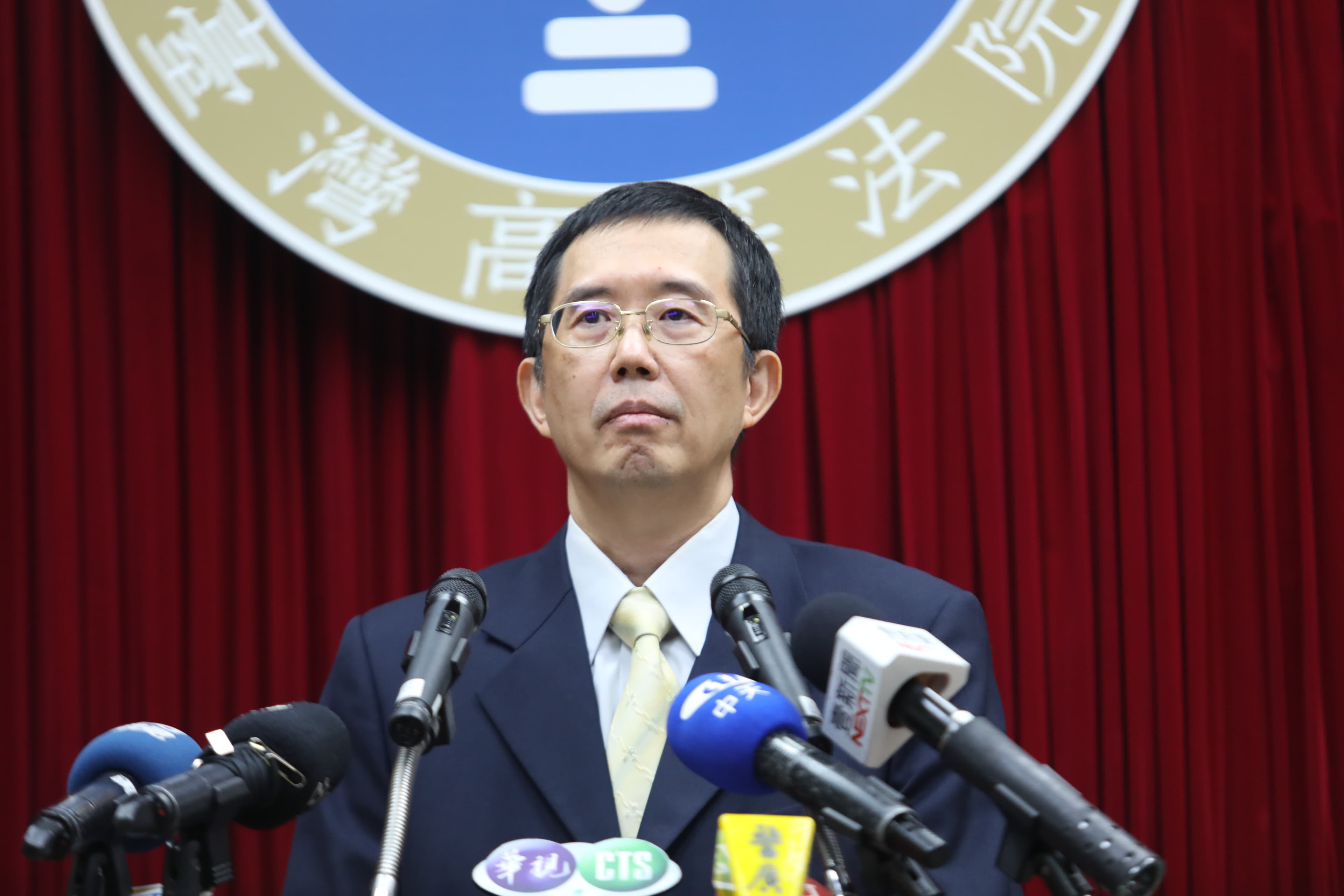 高院改判梁男無罪後,引發輿論譁然,面對罵聲不斷,高院發言人洪于智庭長特地舉行第2場記者會說明判決理由。
