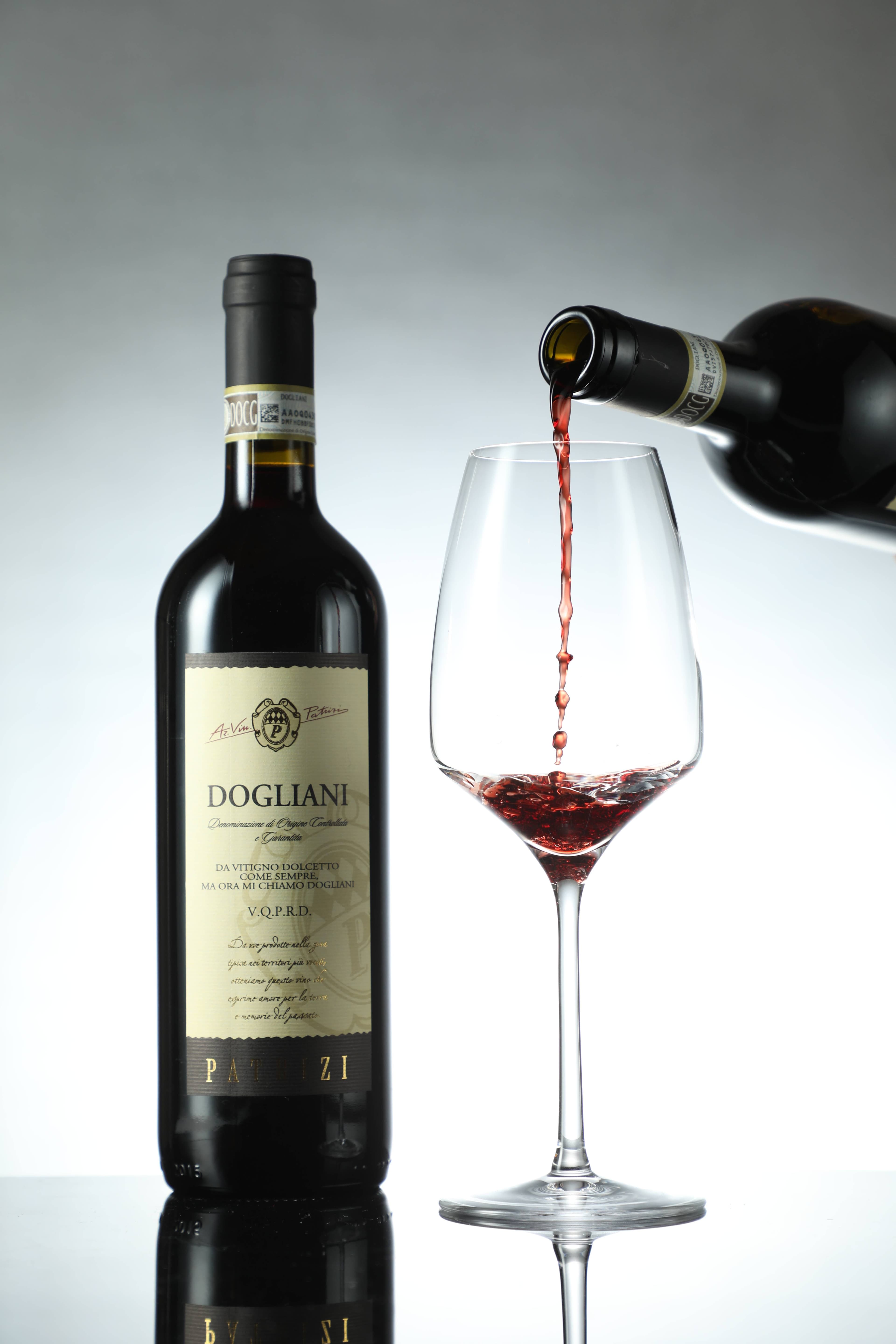 義大利「Manfredi」酒莊的「Dogliani Dolcetto, Piedmont, Italy」,帶烏梅感。(Super Bar隨機供應酒款)