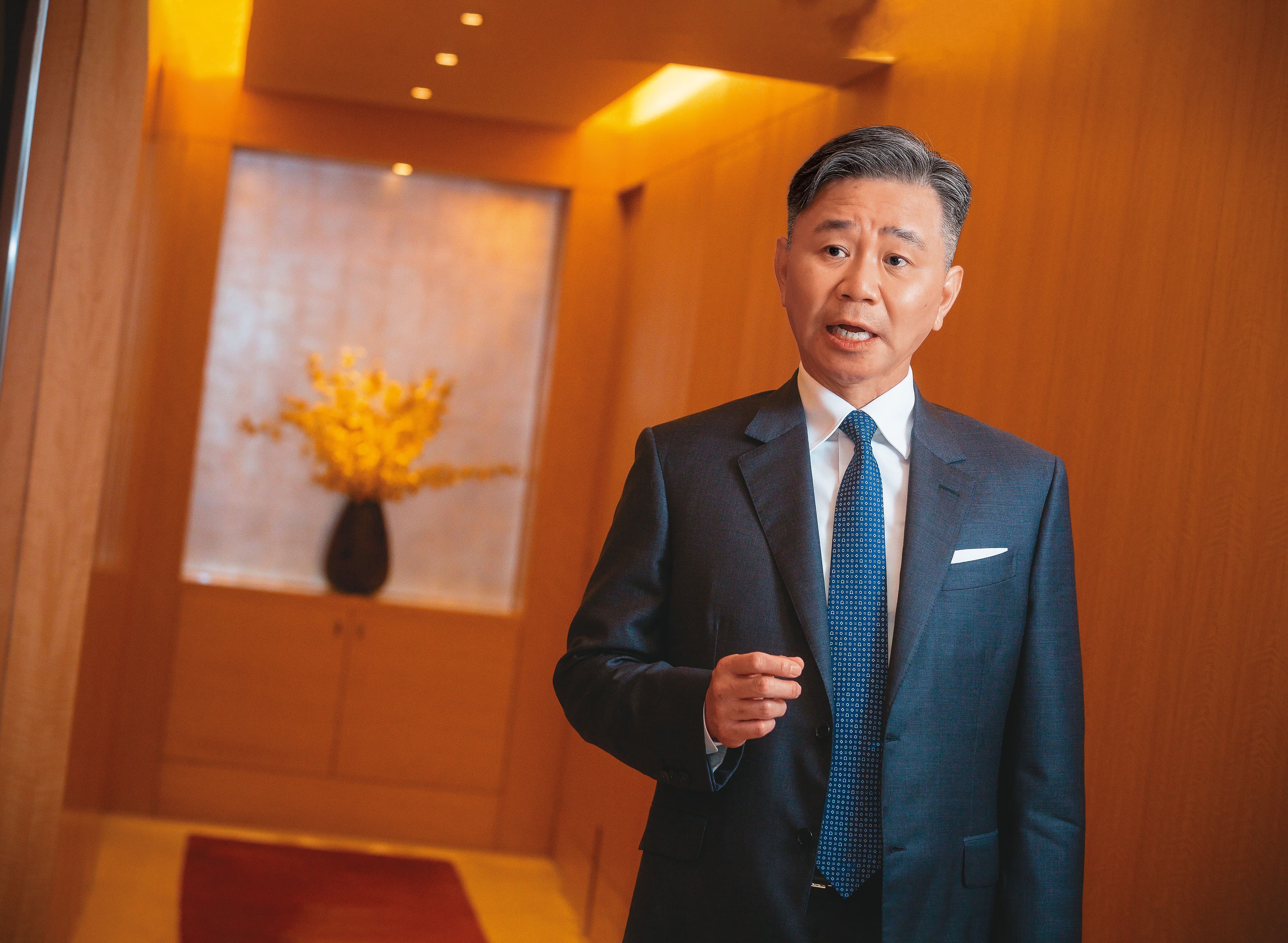王文祥建議效仿歐洲家族企業模式,鼓勵王家子孫與專業經理人一同打拚。