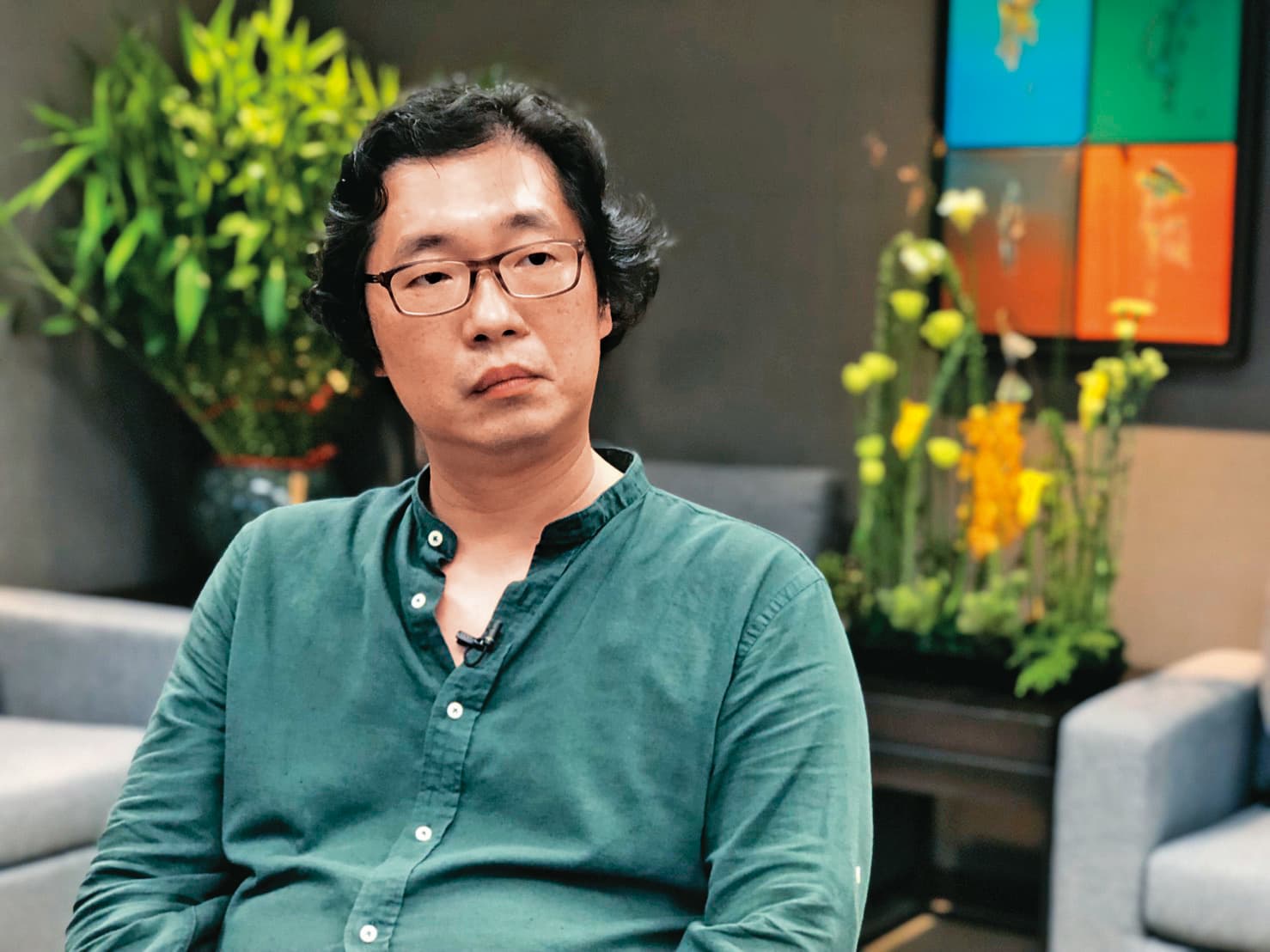 律師翁偉倫在槍擊案發生前2週,曾在事務所接受槍手劉丞浩諮詢。