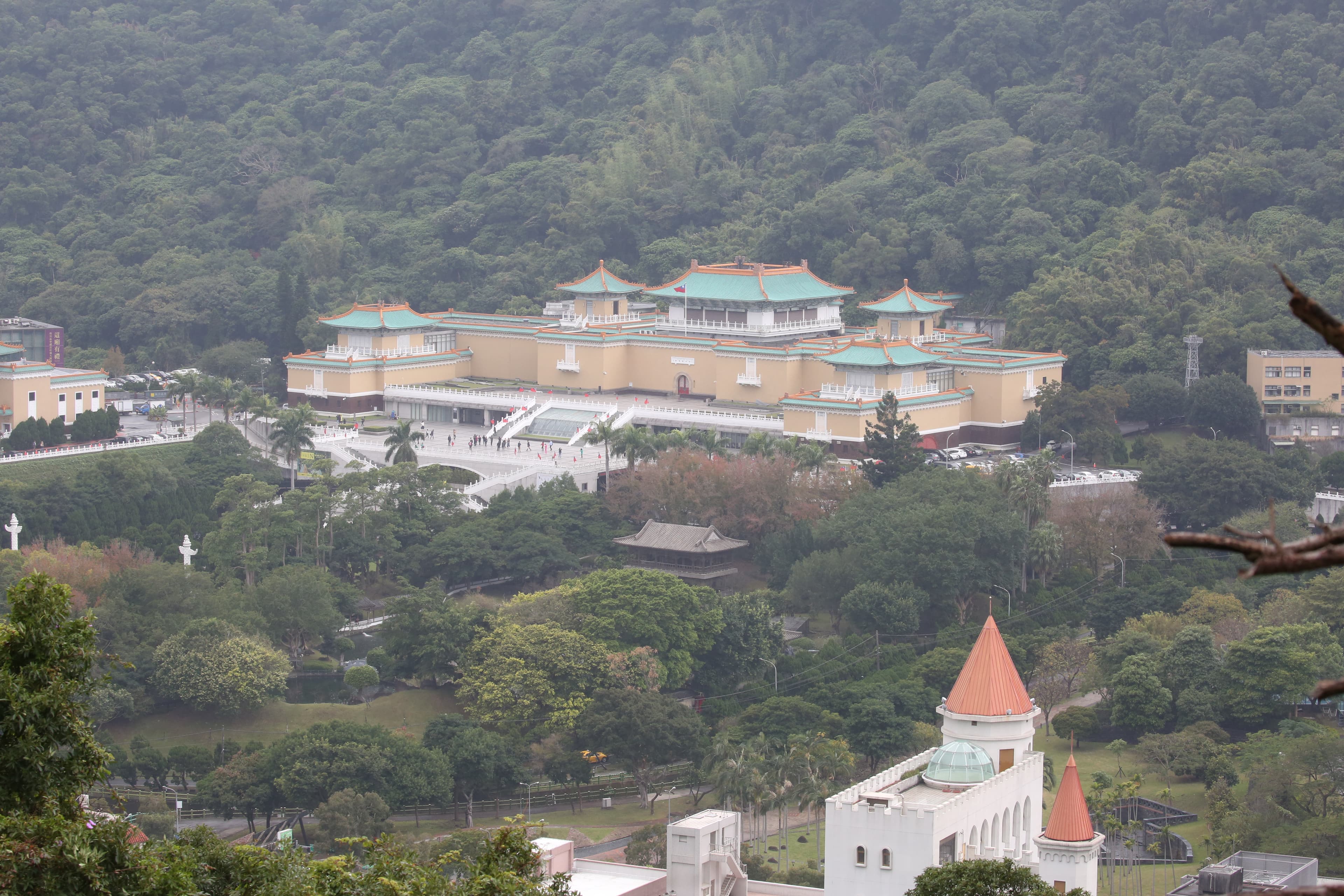 故宮收藏無數國寶，但其門票收入其實不足以支撐歲出。（本刊資料照）