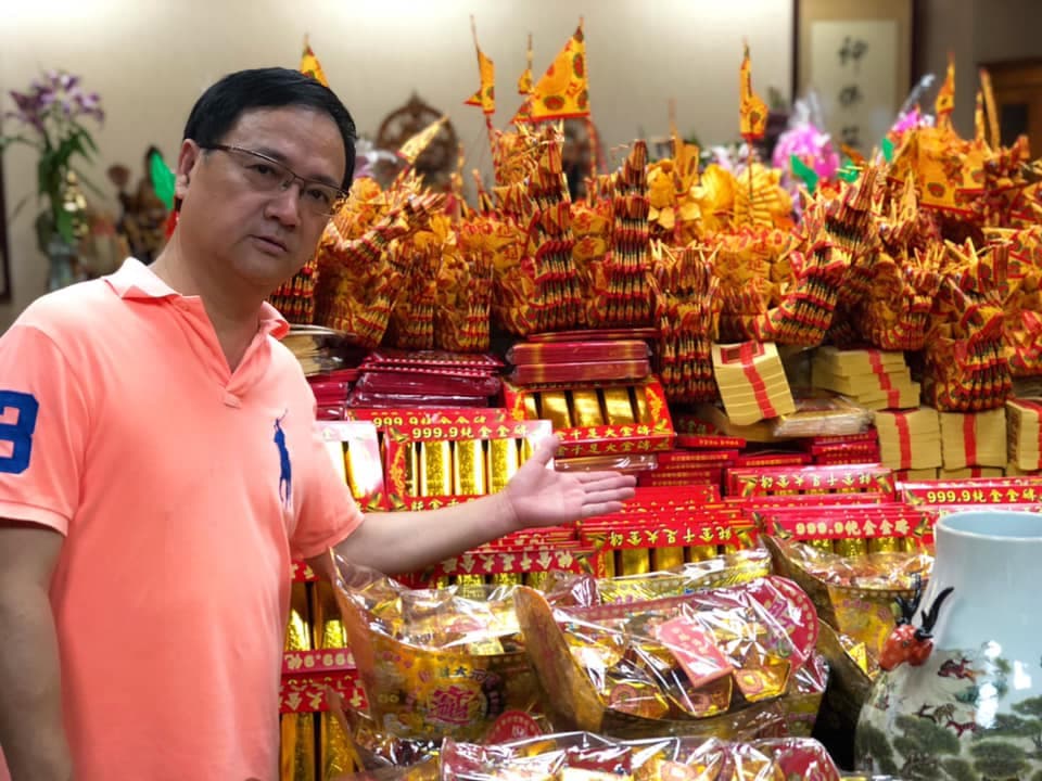 江伯樂認為鬼月最後一天很多孤魂野鬼都會抓緊最後機會抓交替。(翻攝自江伯樂臉書)