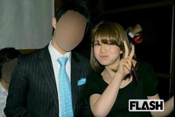 弘中綾香與多名男子的親密合照被流出，引起討論。（翻攝自wasurejinobase推特）