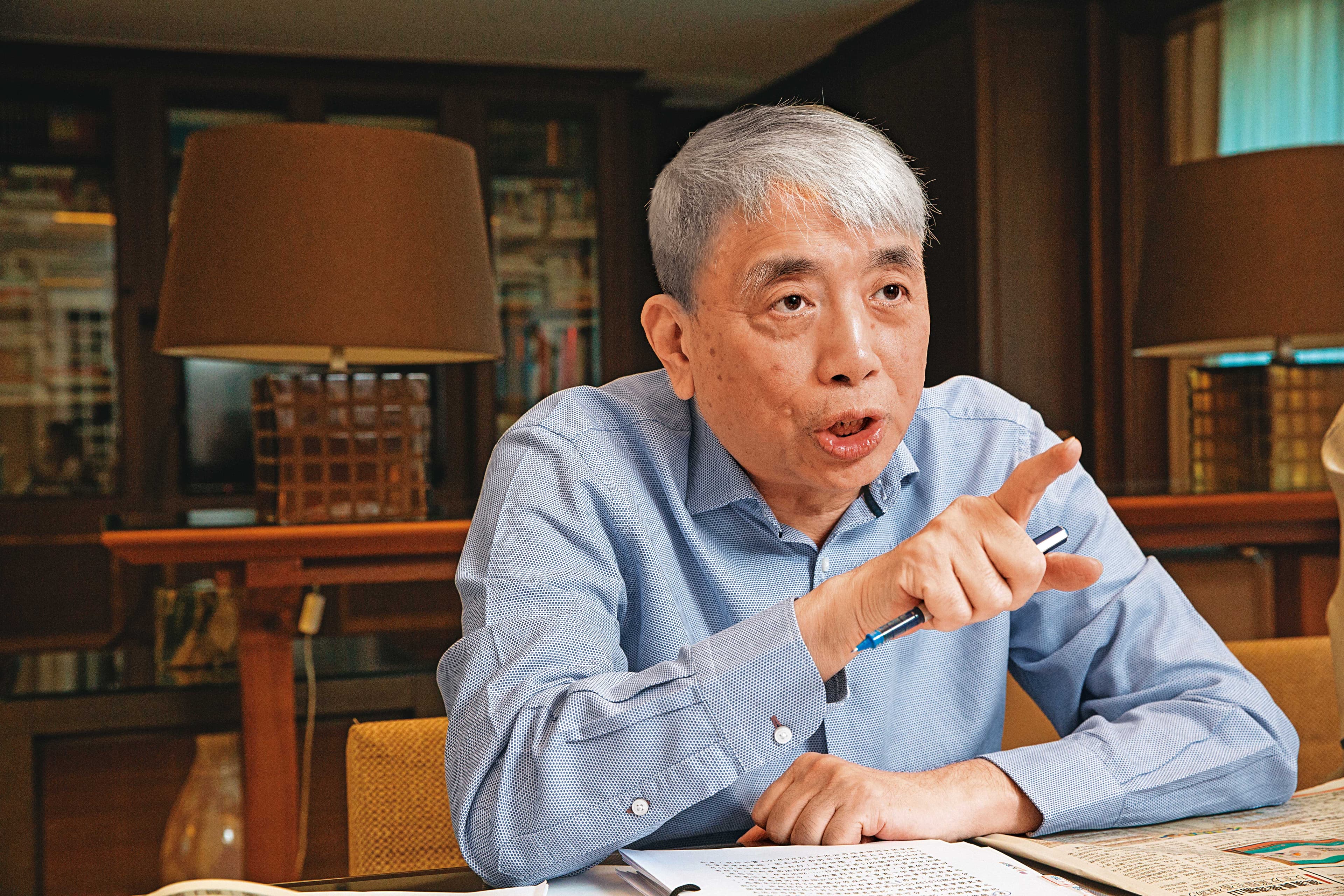 前太流董事長李恆隆為搶回SOGO百貨經營權,被控行賄朝野4位立委而遭起訴。