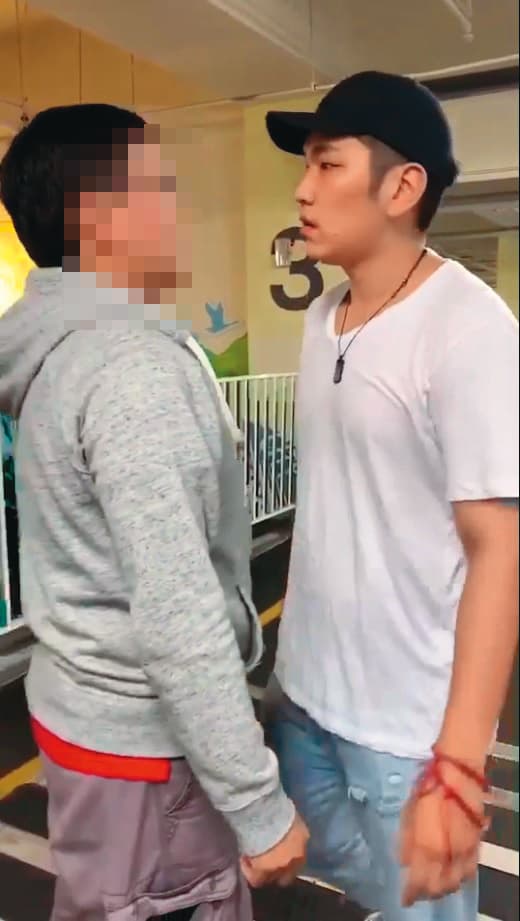 鄭旭哲的行事風格頗有江湖味道，之前曾在停車場與人發生肢體衝突鬧上新聞版面。 （讀者提供）