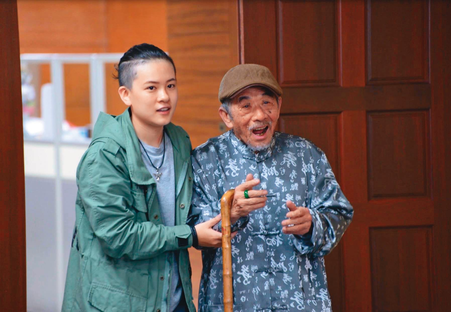去年張懷云曾在周美玲導演的《重聚》演出女同志角色。(翻攝自金亨亮企業有限公司臉書)