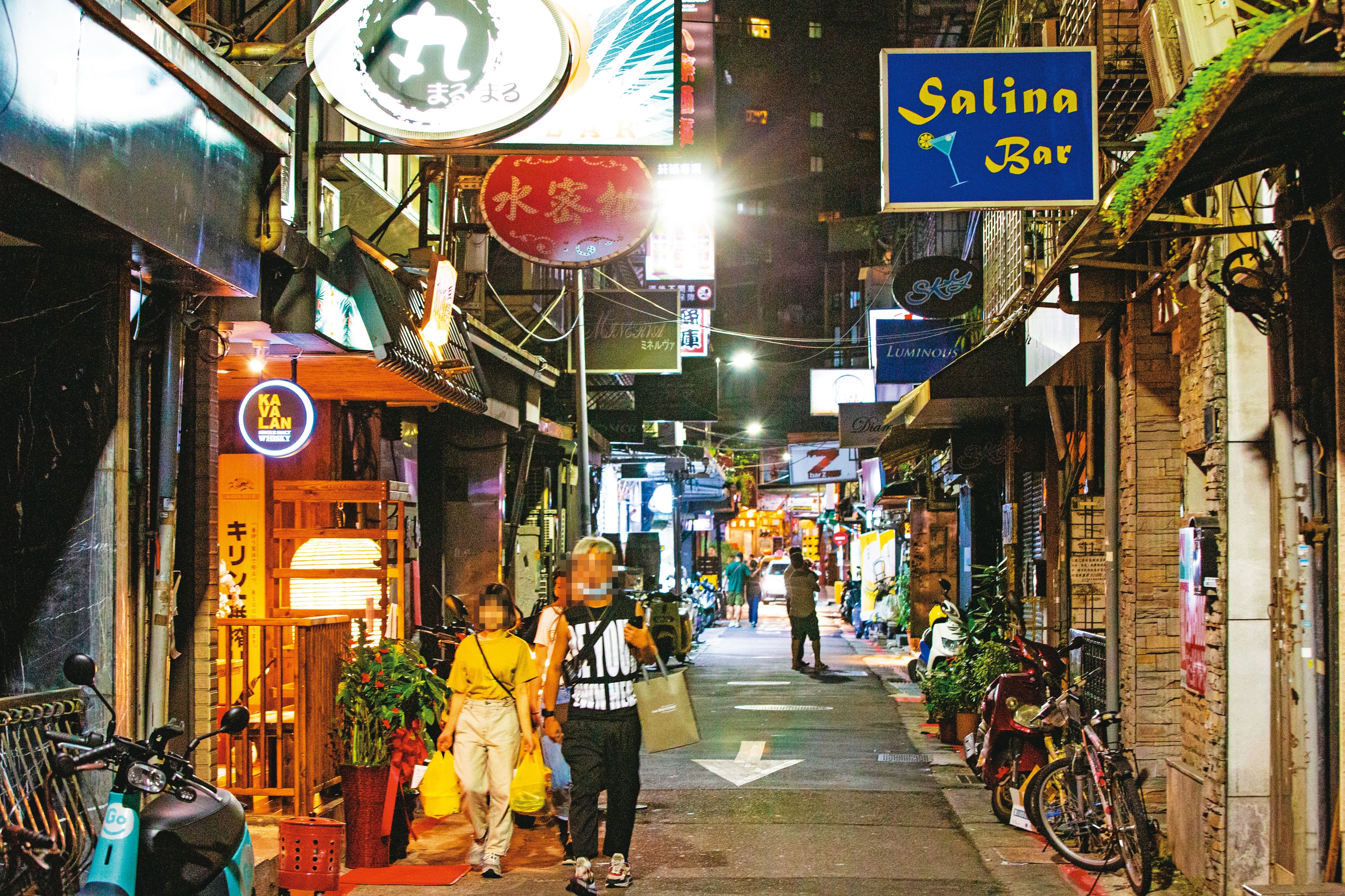 朱智德上班的牛郎店位於林森北路,營業近4年。圖中店家非案發牛郎店。