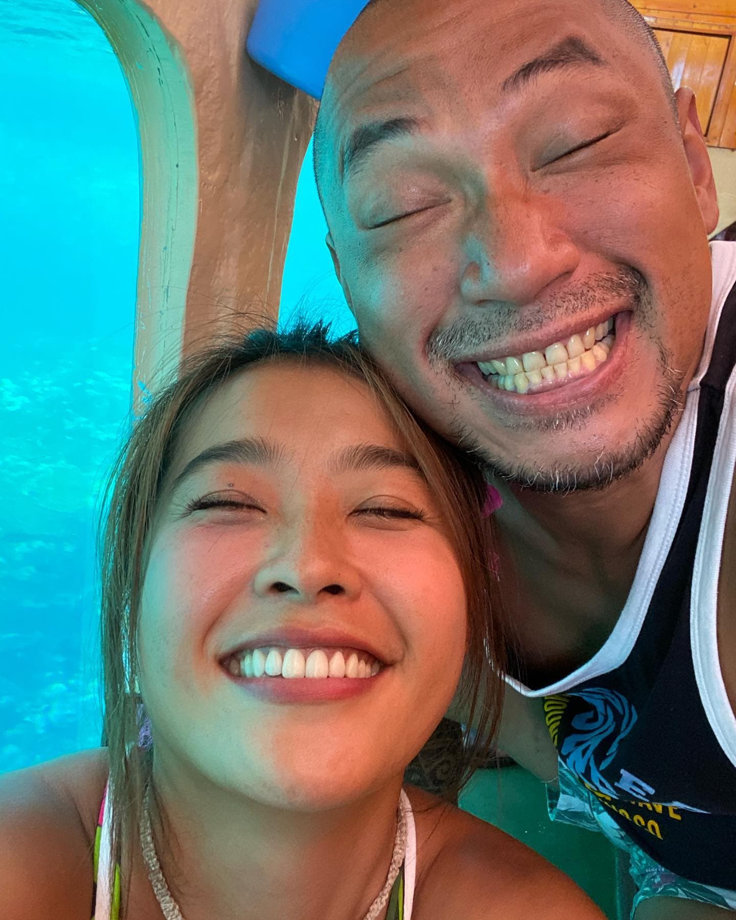 金剛和「國光女神」梁云菲原本預計結婚,沒想到分手後戀上小嫻。(翻攝自金剛臉書)