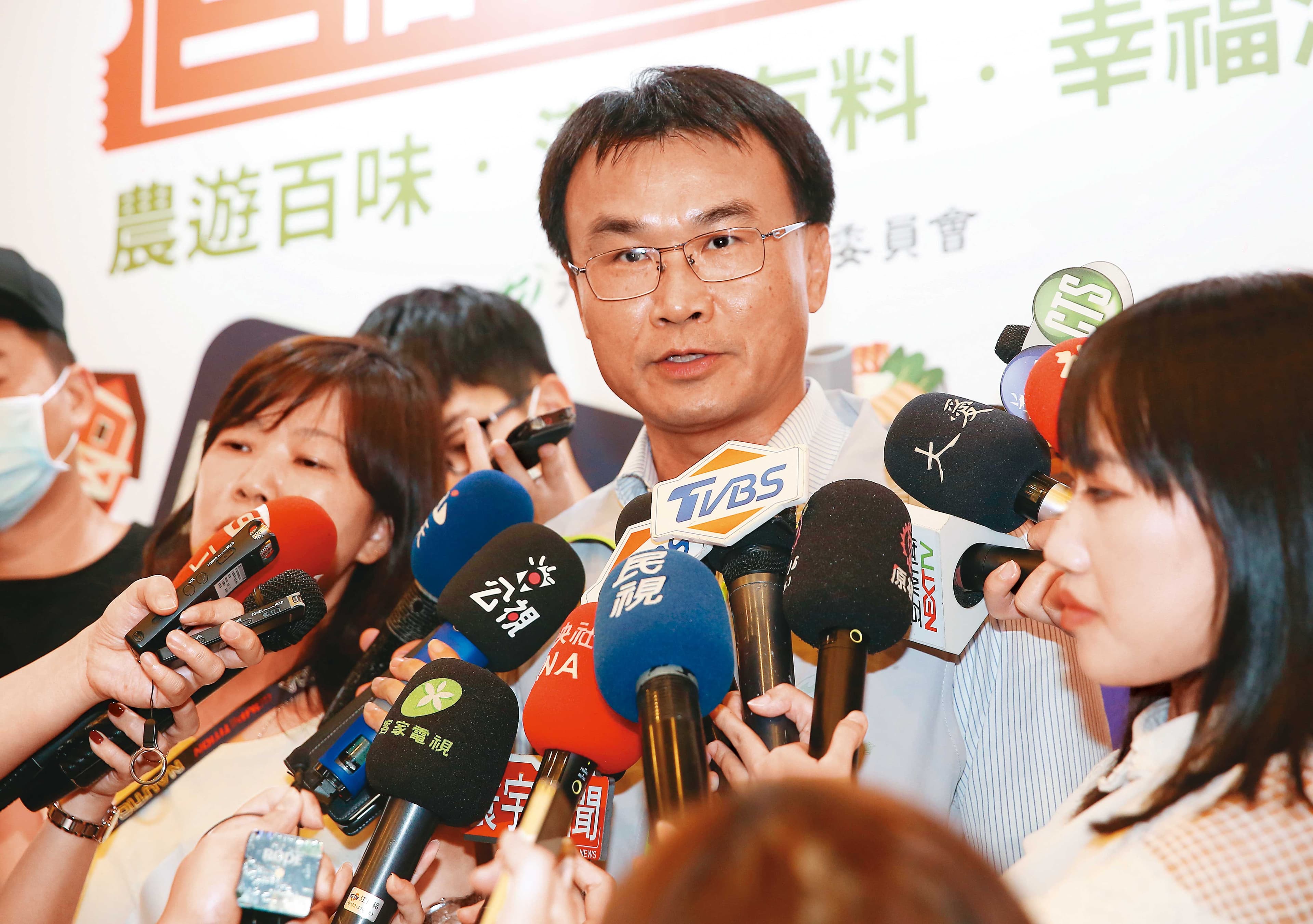 農地收歸中央管制,引發太陽能業者砲轟農委會主委陳吉仲(圖)「完全就是本位主義,簡直不食人間煙火。」