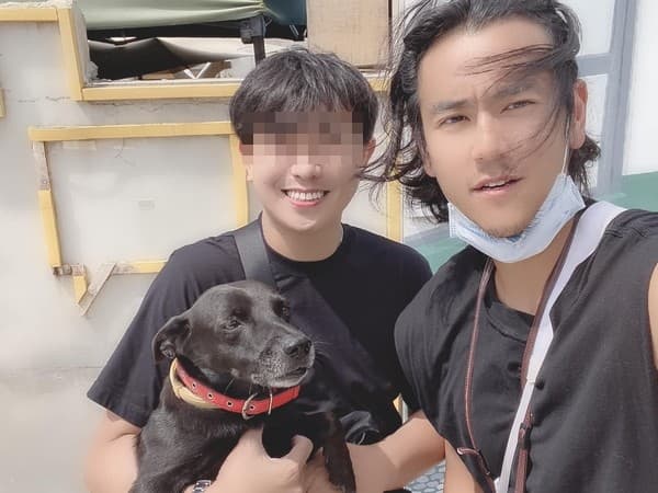 網友在澎湖巧遇彭于晏,但美肌開到彭于晏都不像自己了。(翻攝自爆廢公社)
