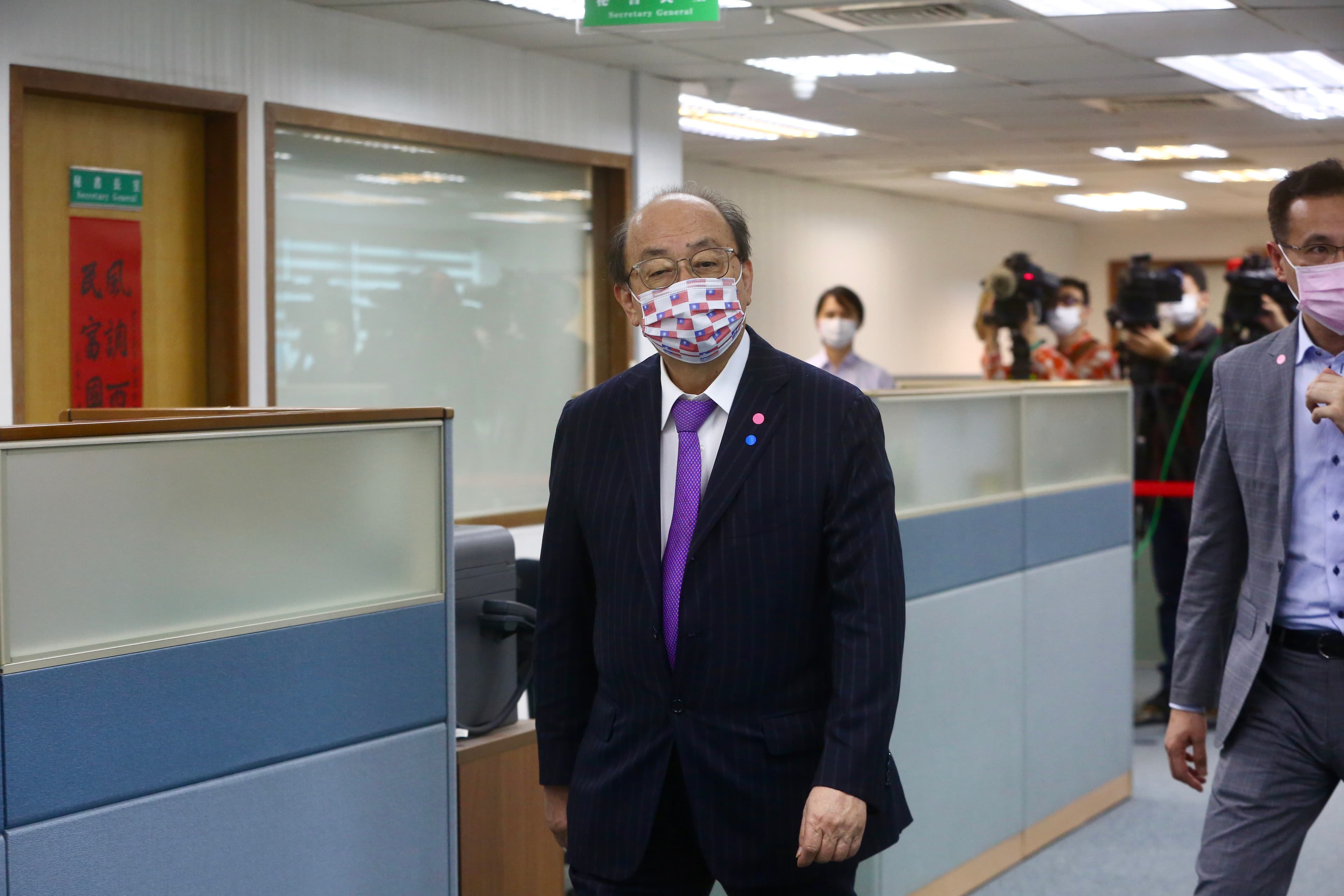 民進黨黨團總召柯建銘今出席中常會。