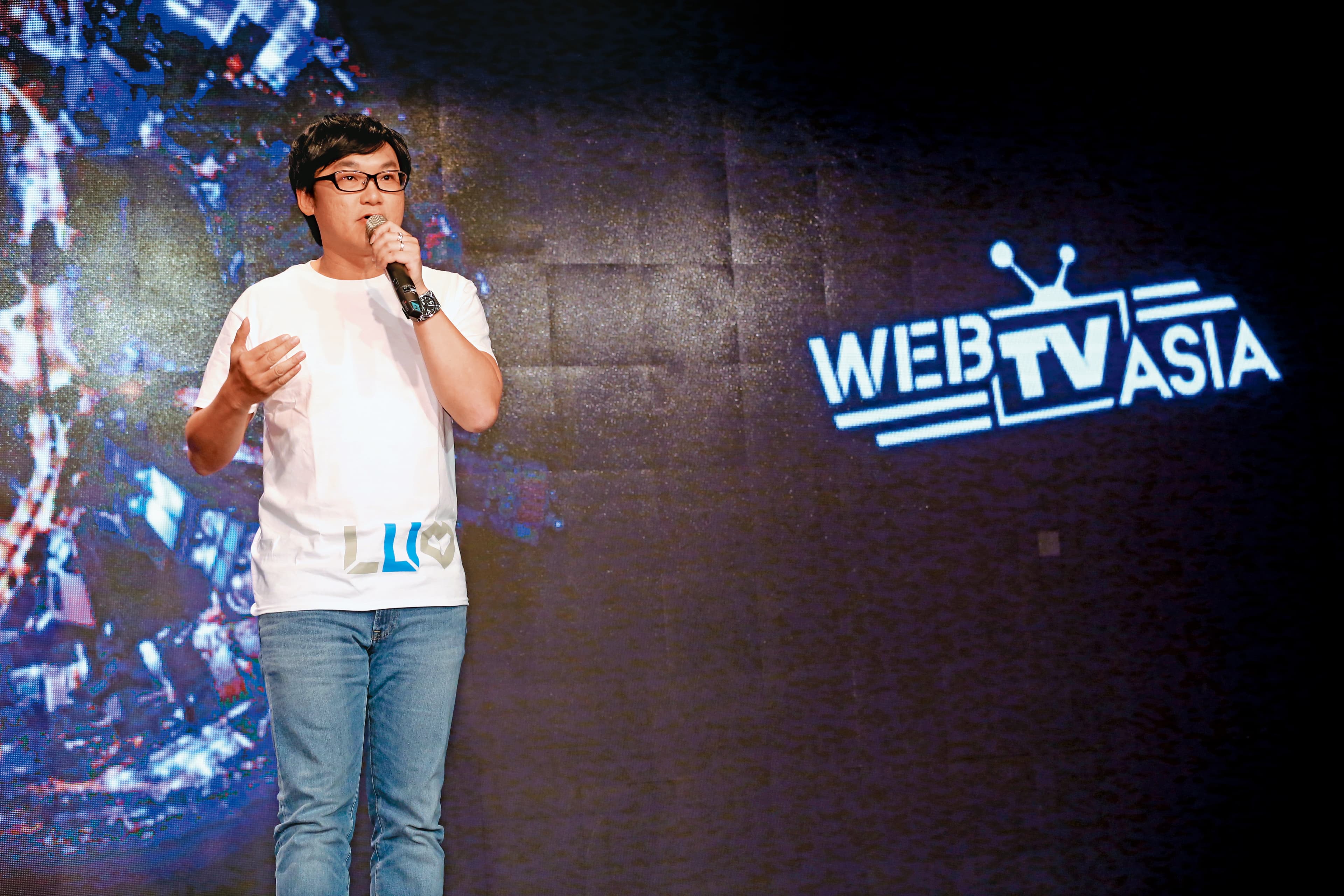 經營WEBTVASIA的葡萄子媒體公司因捧紅網路創作歌手黃明志,打響名號,號稱是亞洲最大多頻道聯播網,圖為WEBTVASIA集團總裁張捷惟。