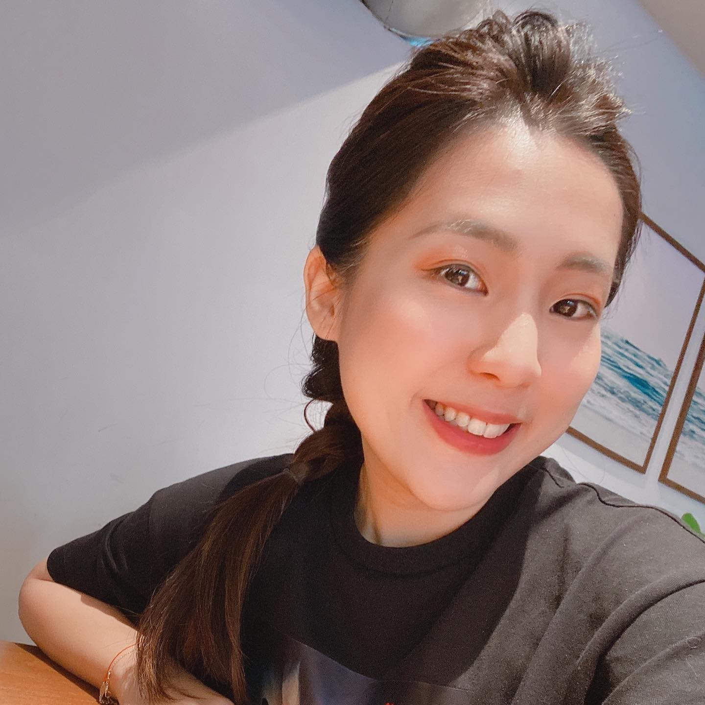 台北市議員徐巧芯稱民進黨執政並沒有帶給台灣更美好的未來。(翻攝自徐巧芯臉書)