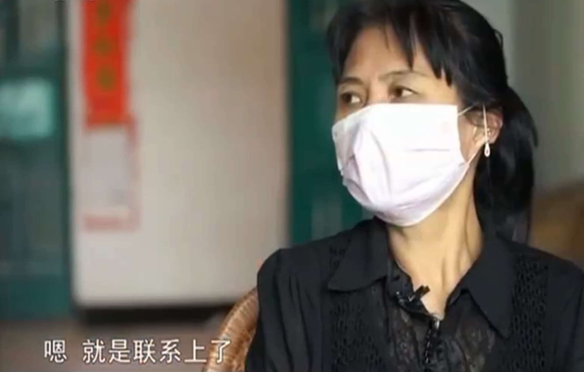 61歲的黃姓婦人對主持人坦承,一生從未經歷過愛情,在靳東身上初嘗戀愛滋味。(翻攝自《幸福配方》)