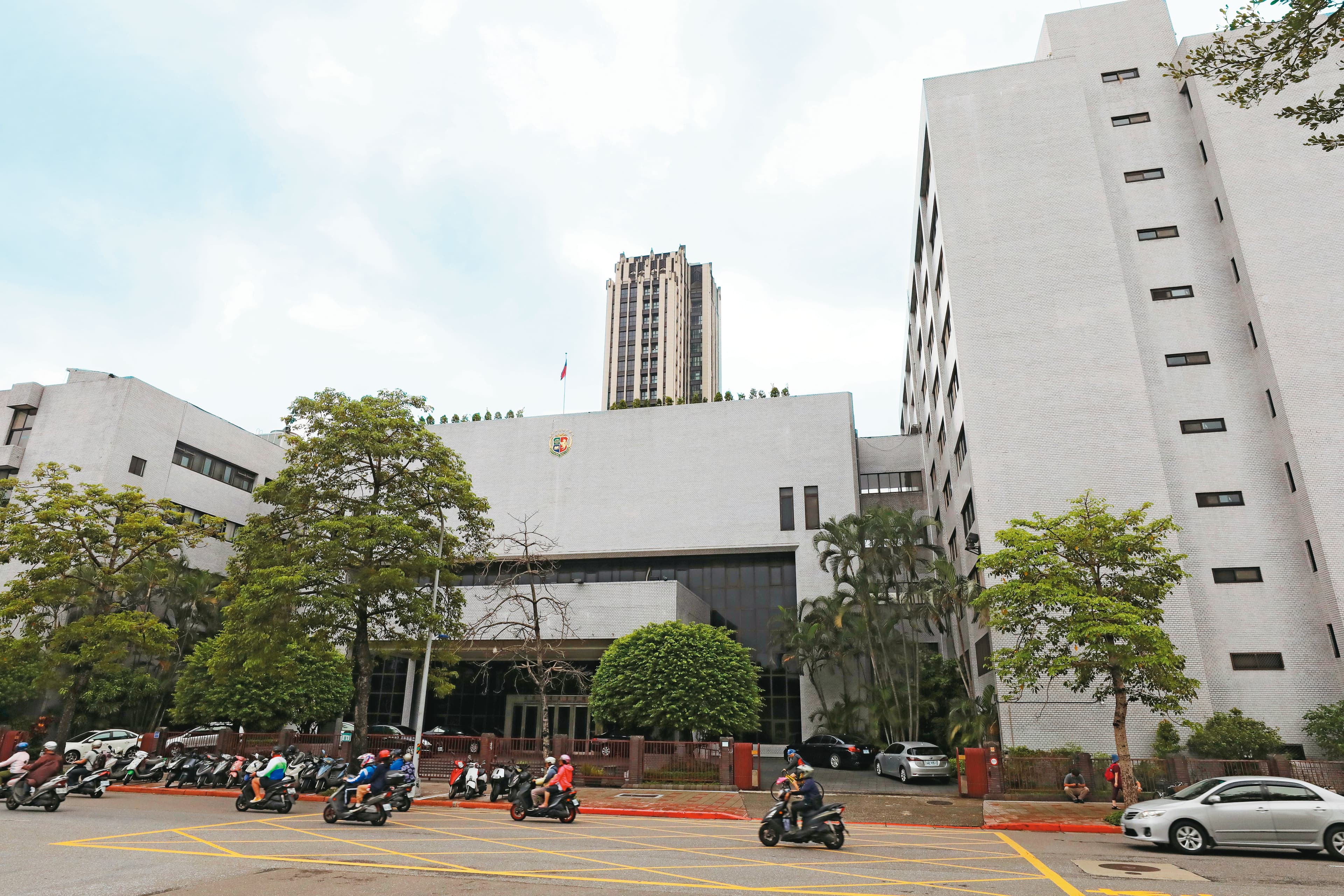 司法官學院(圖)接獲申訴,立即召集外部專家學者進行調查,最後懲處該名學員2支申誡。