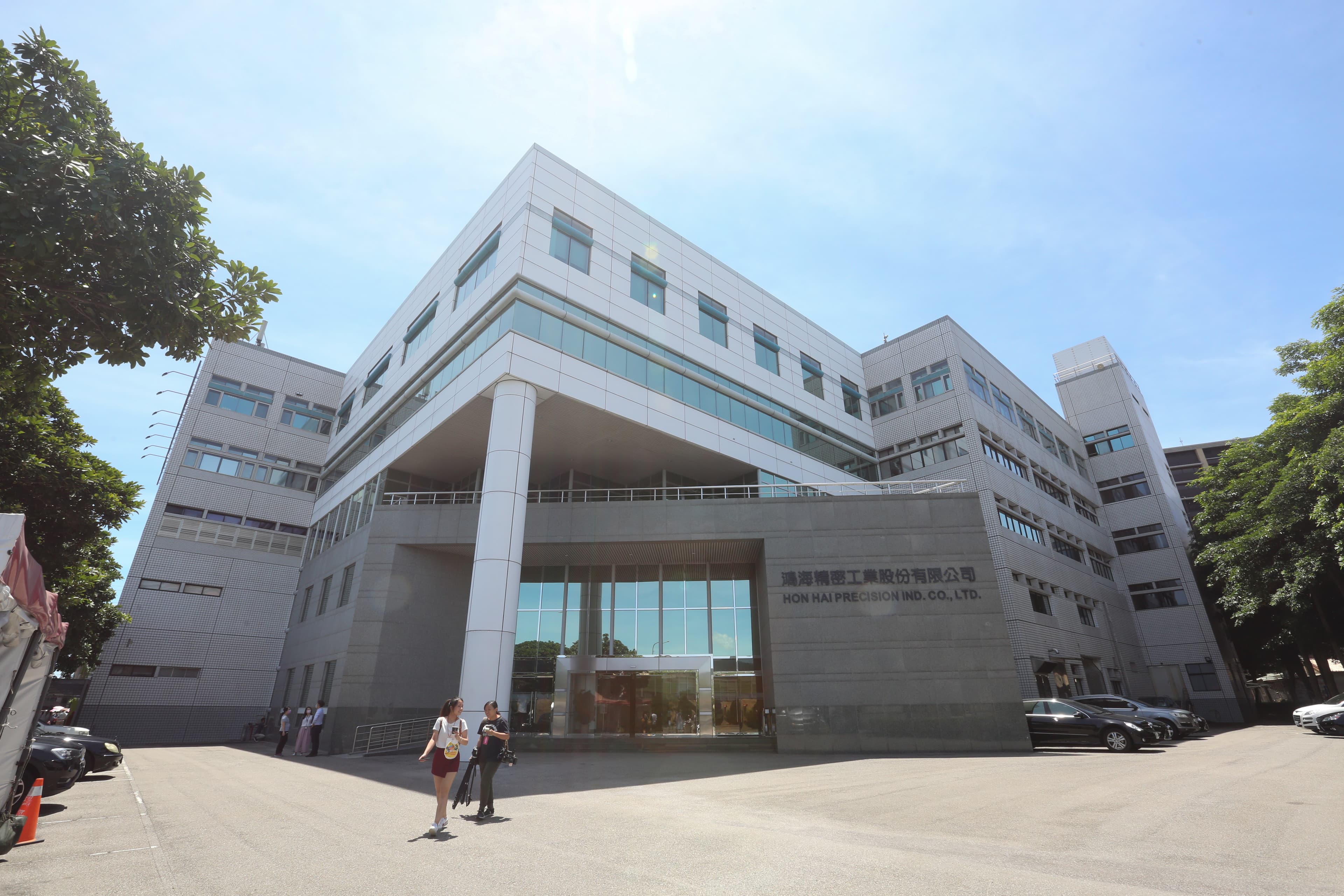為了澄清外界誤解,鴻海在第一時間發出聲明。(本刊資料照)