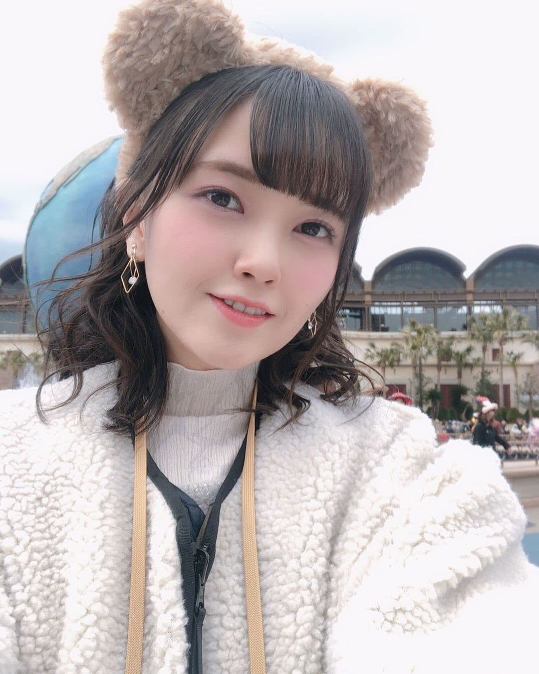 鬼頭明里聲線多變,被譽為「可愛與實力兼備」的聲優。(翻攝IG:kitoakari_staff)