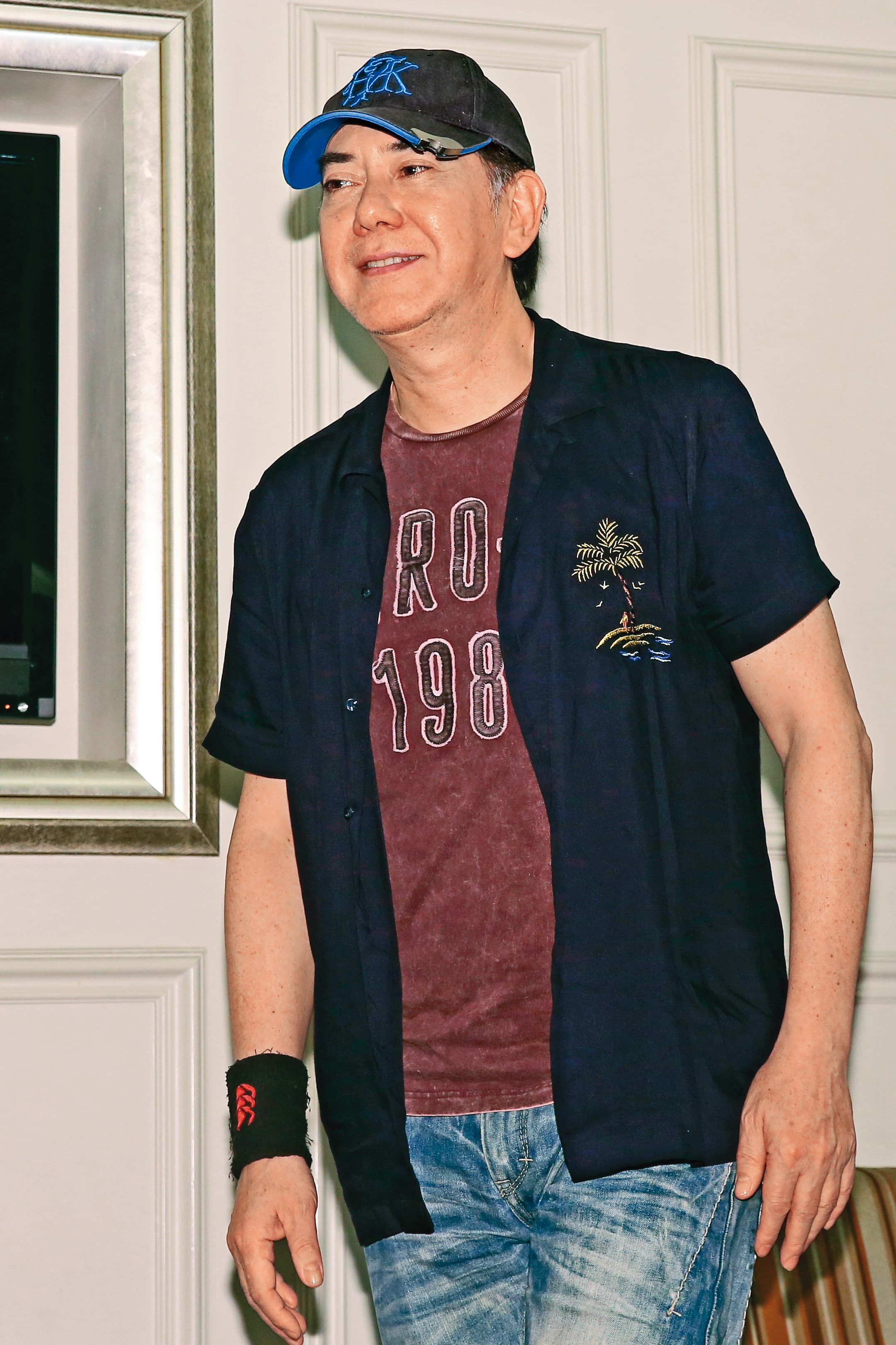 港星黃秋生5月時曾來台拍攝公視戲劇《四樓的天堂》,飾演推拿師。