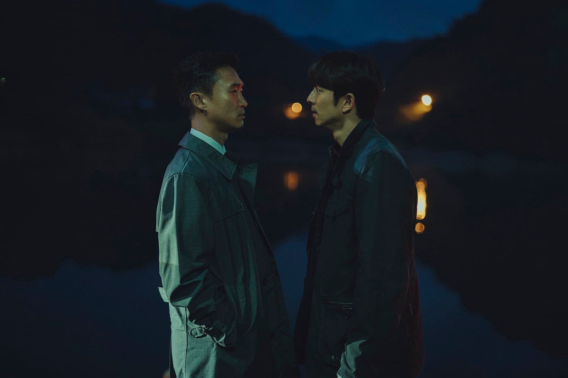 孔劉（右）與趙宇鎮在新片中有不少對手戲，孔劉直呼美夢成真。（翻攝自CJ Entertainment）