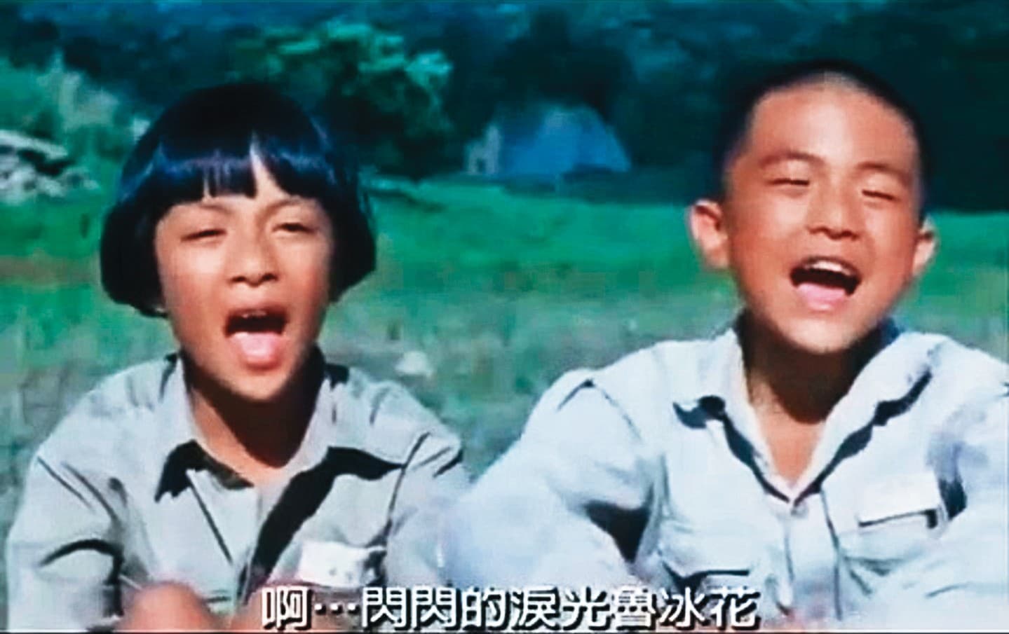 李淑楨(左)11歲演出電影《魯冰花》,當時更拿下金馬獎最佳女配角獎。