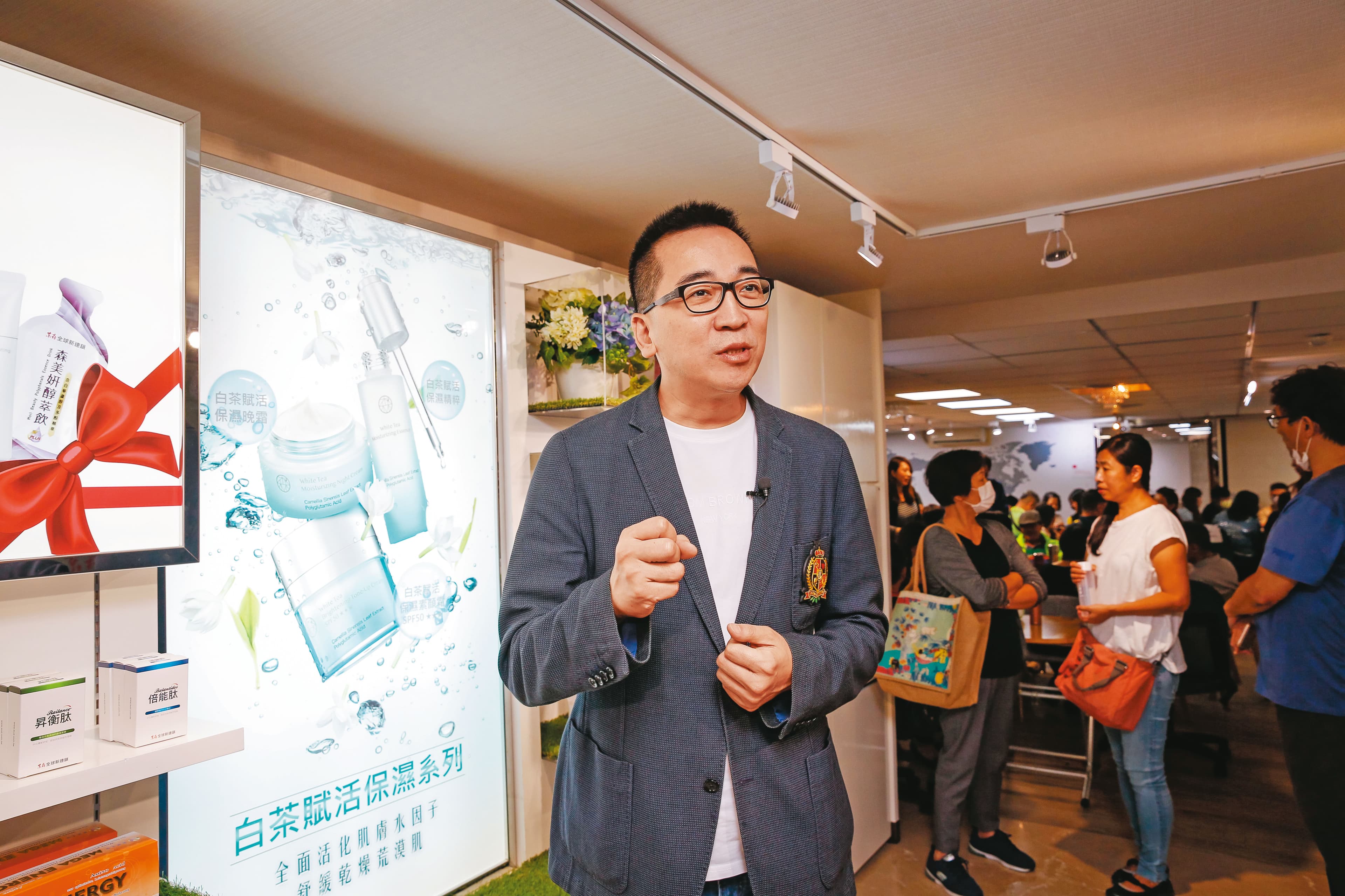名模洪曉蕾前夫王世均(圖)加入東森集團,與王令麟拚直銷。