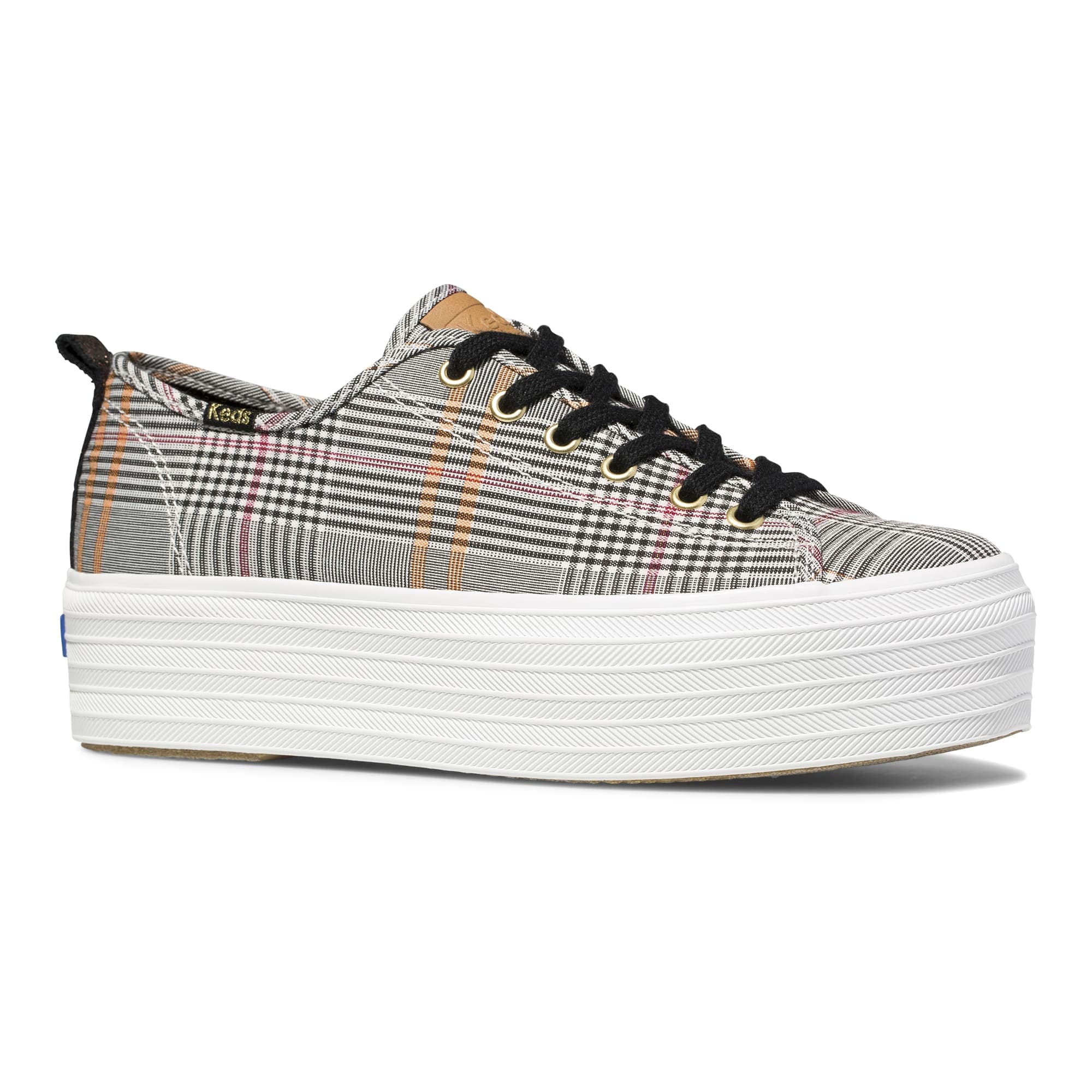 格紋帆布TRIPLE UP休閒鞋 NT$2,690。(Keds提供)