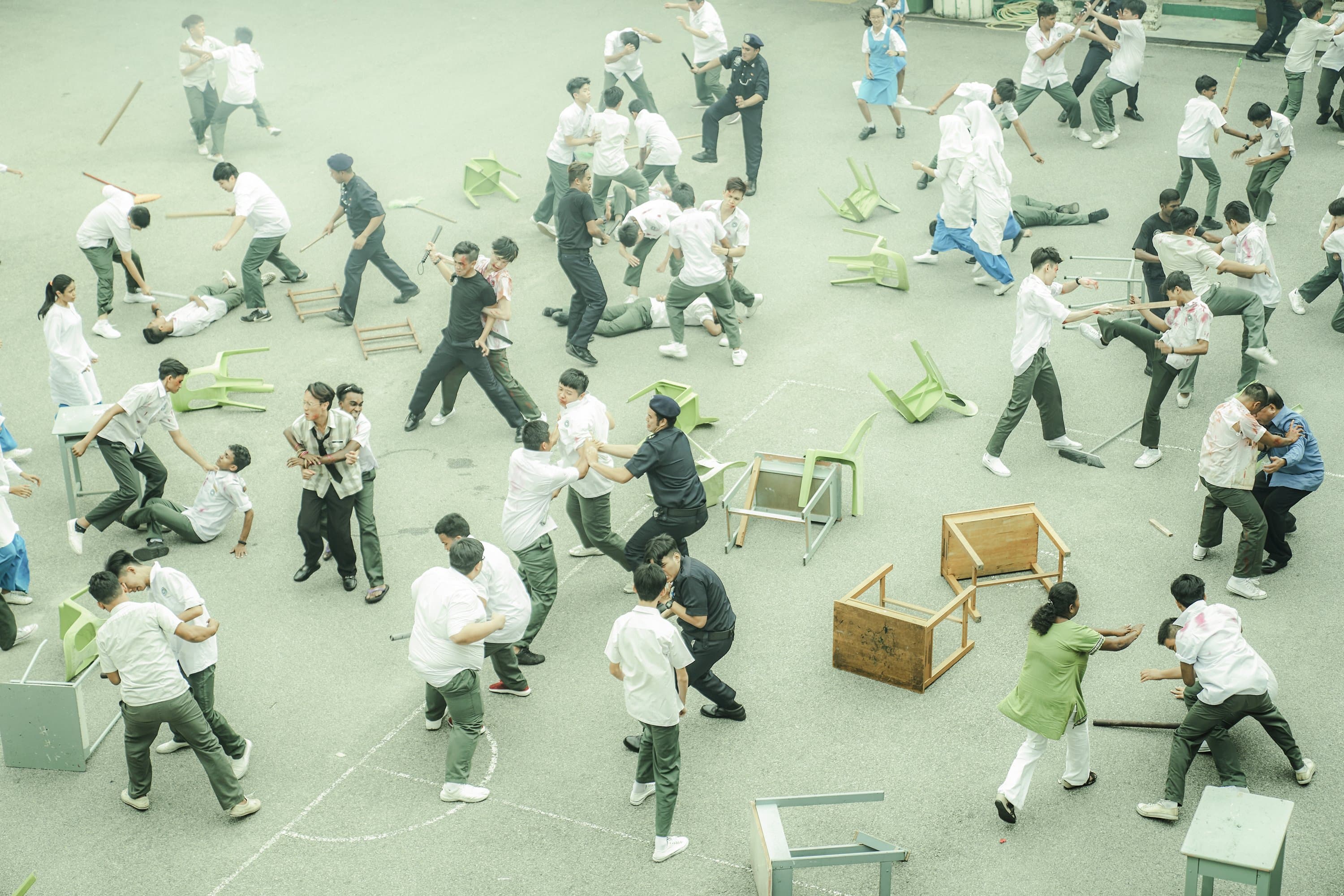 《你是豬》透過20年前馬來西亞的校園衝突,反應社會不同種族的彼此敵視。(華映娛樂提供)