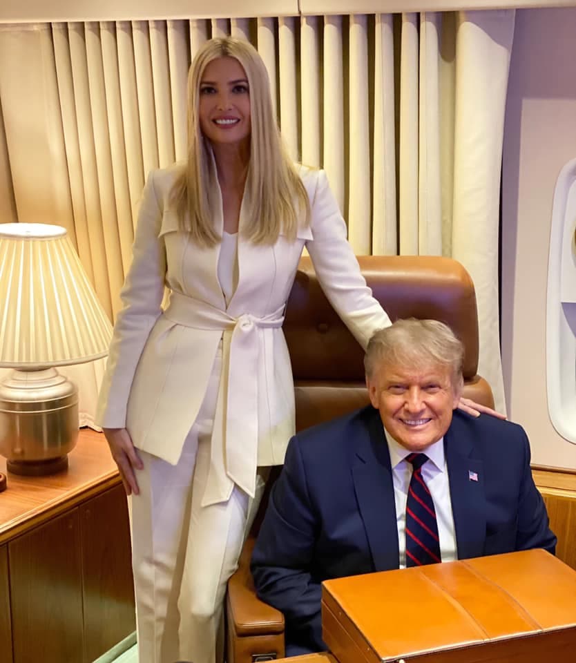 伊凡卡是總統老爸川普的超級吸票機。(翻攝Ivanka Trump臉書)